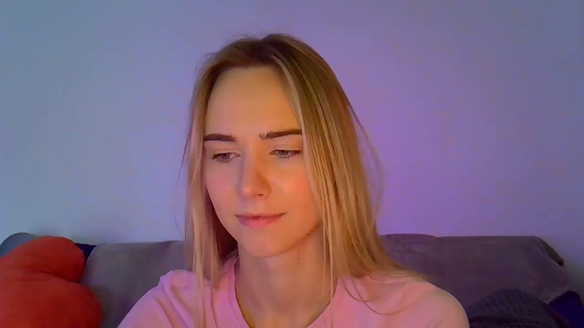Gallery image thumbnail from Ocean__Soul's myfreecams stream on, 04/18/2025, 16:23 image 20 of 20
