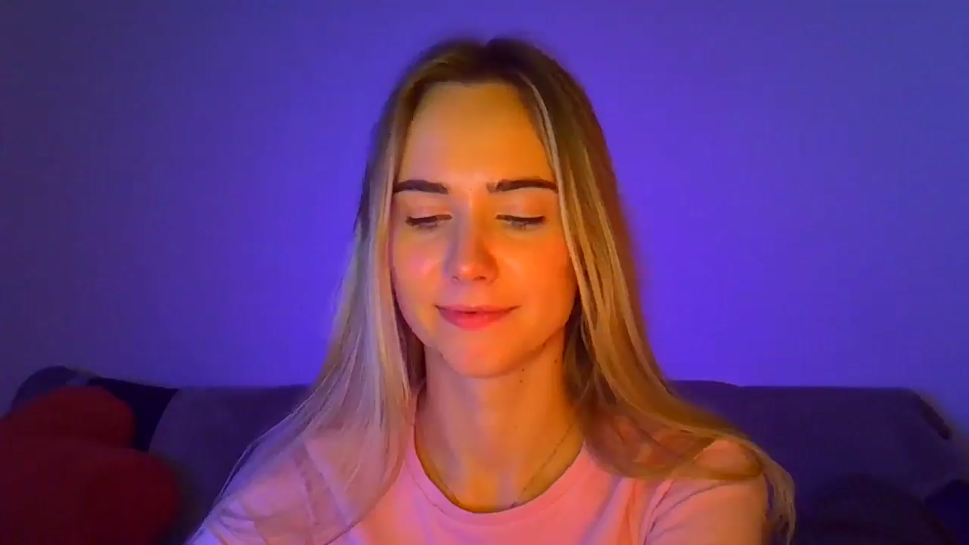 Gallery image thumbnail from Ocean__Soul's myfreecams stream on, 04/18/2025, 19:52 image 5 of 20