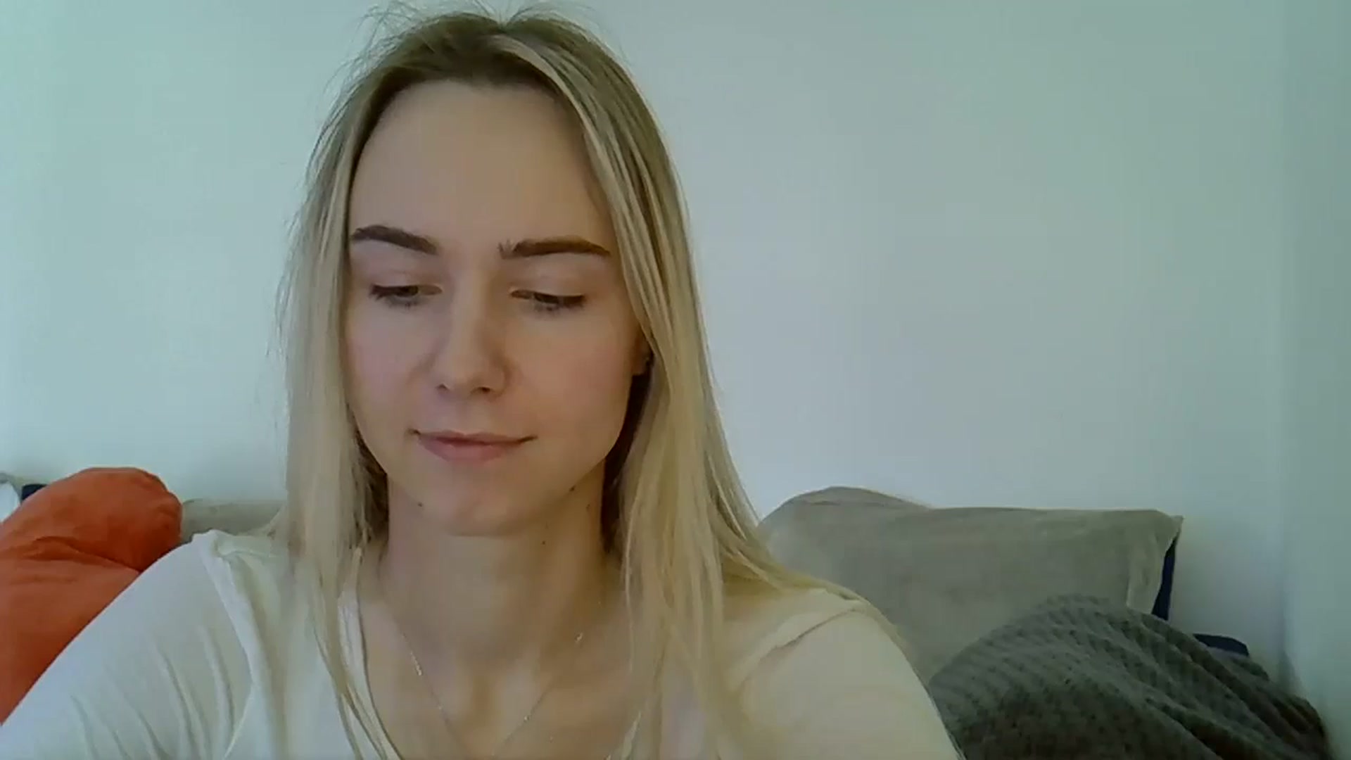 Gallery image thumbnail from Ocean__Soul's myfreecams stream on, 04/19/2025, 10:43 image 17 of 20