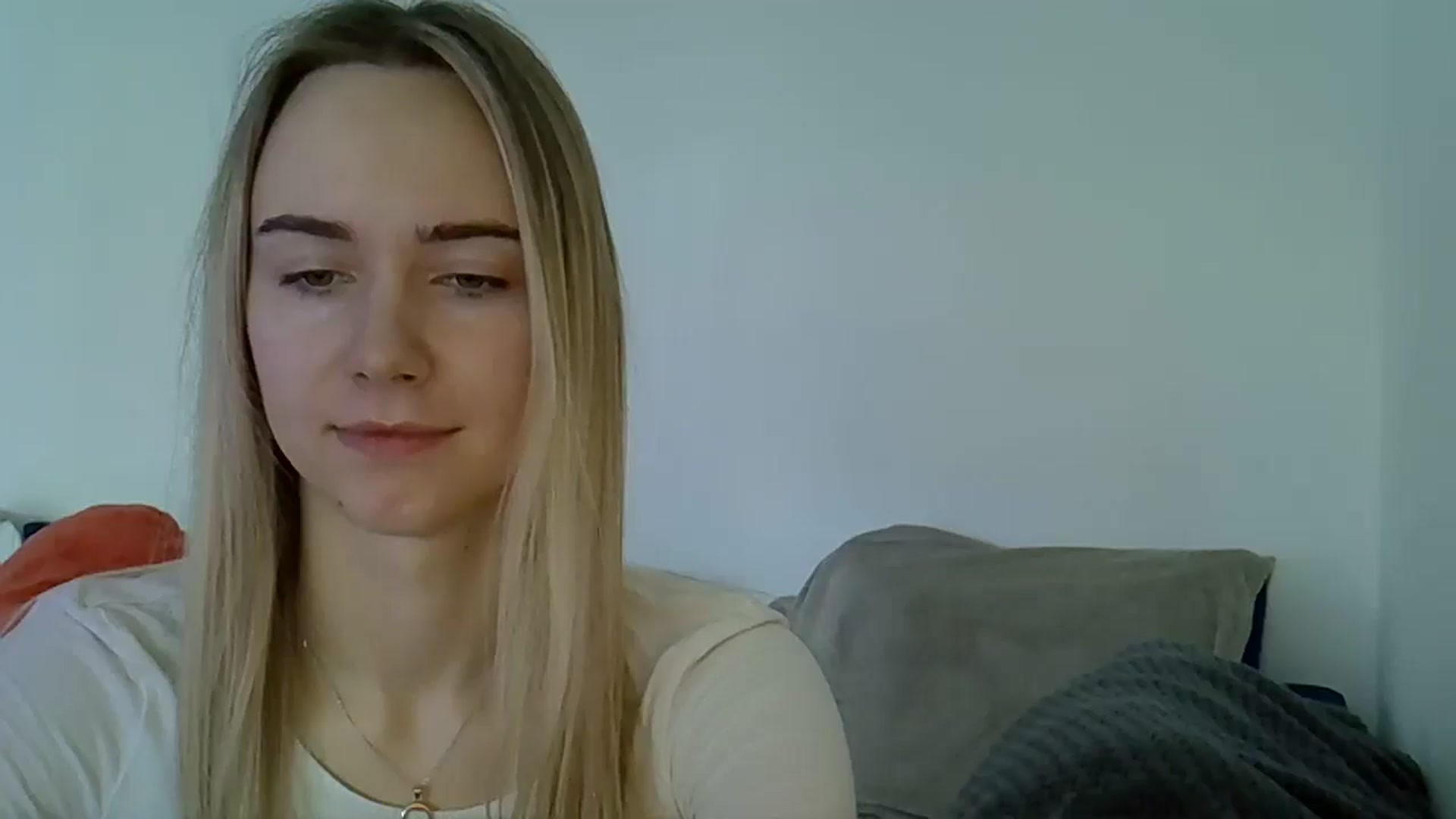 Gallery image thumbnail from Ocean__Soul's myfreecams stream on, 04/19/2025, 12:11 image 14 of 20