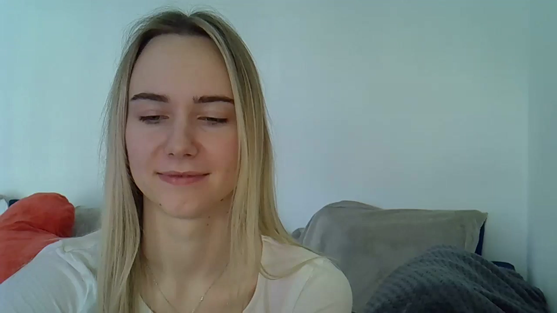 Gallery image thumbnail from Ocean__Soul's myfreecams stream on, 04/19/2025, 12:11 image 20 of 20