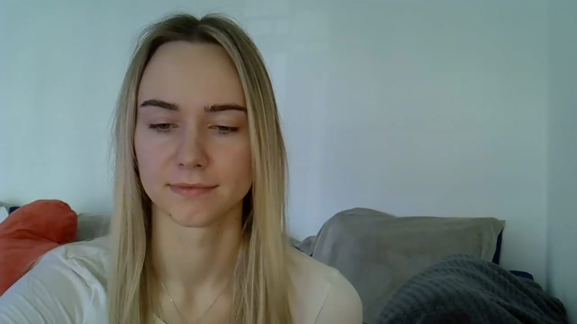 Gallery image thumbnail from Ocean__Soul's myfreecams stream on, 04/19/2025, 12:11 image 15 of 20