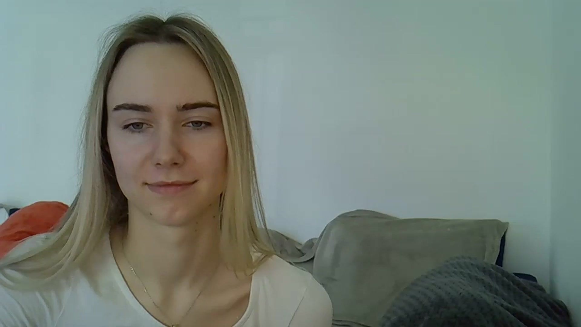 Gallery image thumbnail from Ocean__Soul's myfreecams stream on, 04/19/2025, 12:11 image 12 of 20