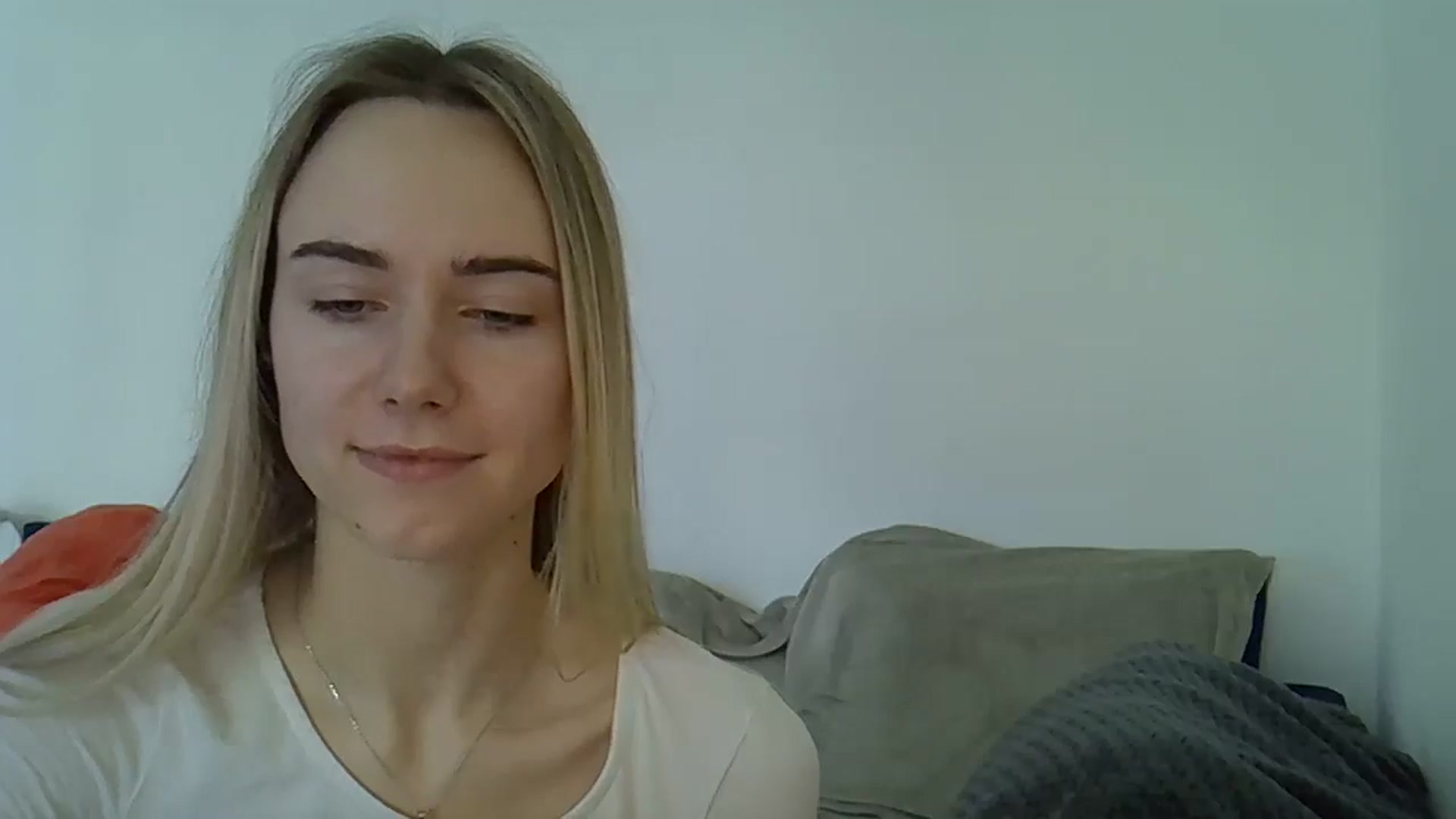 Gallery image thumbnail from Ocean__Soul's myfreecams stream on, 04/19/2025, 12:11 image 11 of 20