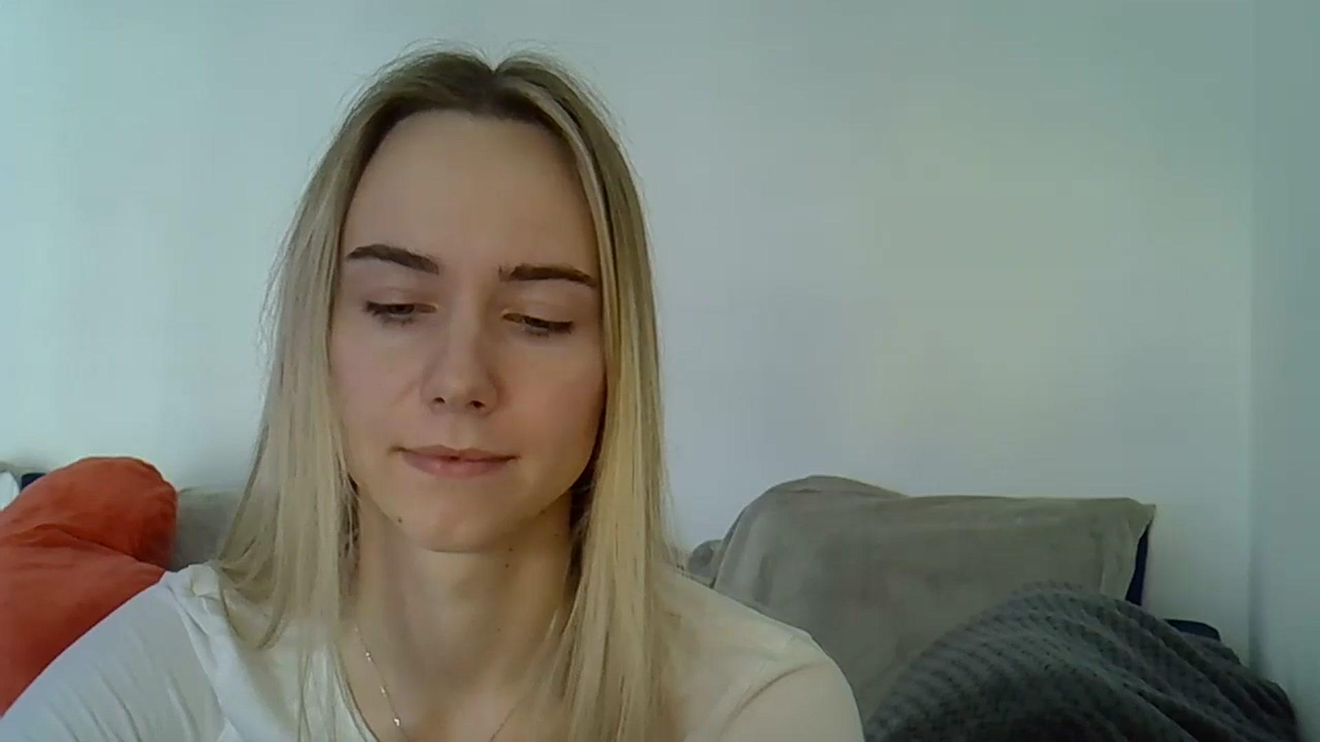 Gallery image thumbnail from Ocean__Soul's myfreecams stream on, 04/19/2025, 13:58 image 7 of 20