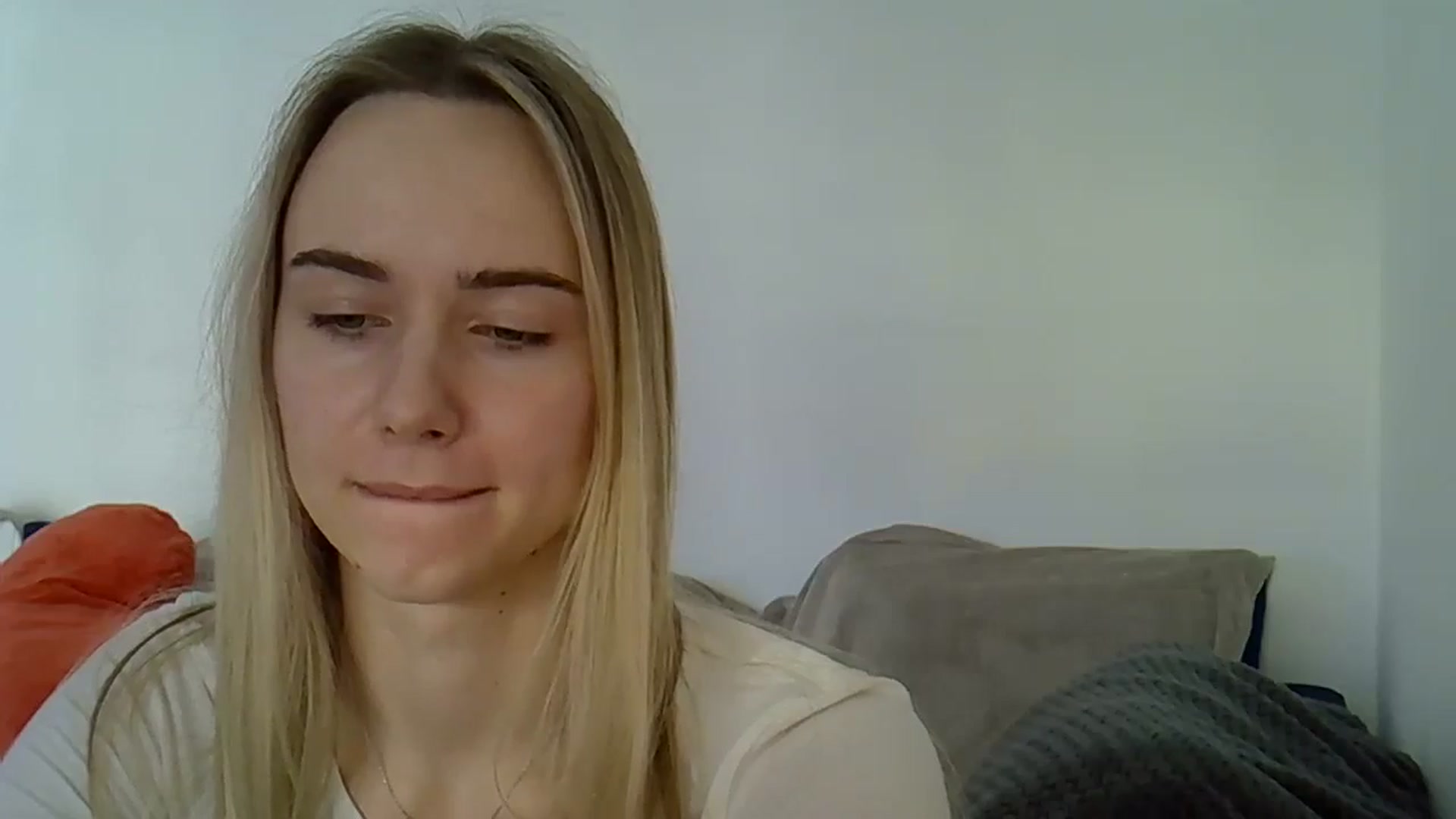 Gallery image thumbnail from Ocean__Soul's myfreecams stream on, 04/19/2025, 13:58 image 10 of 20