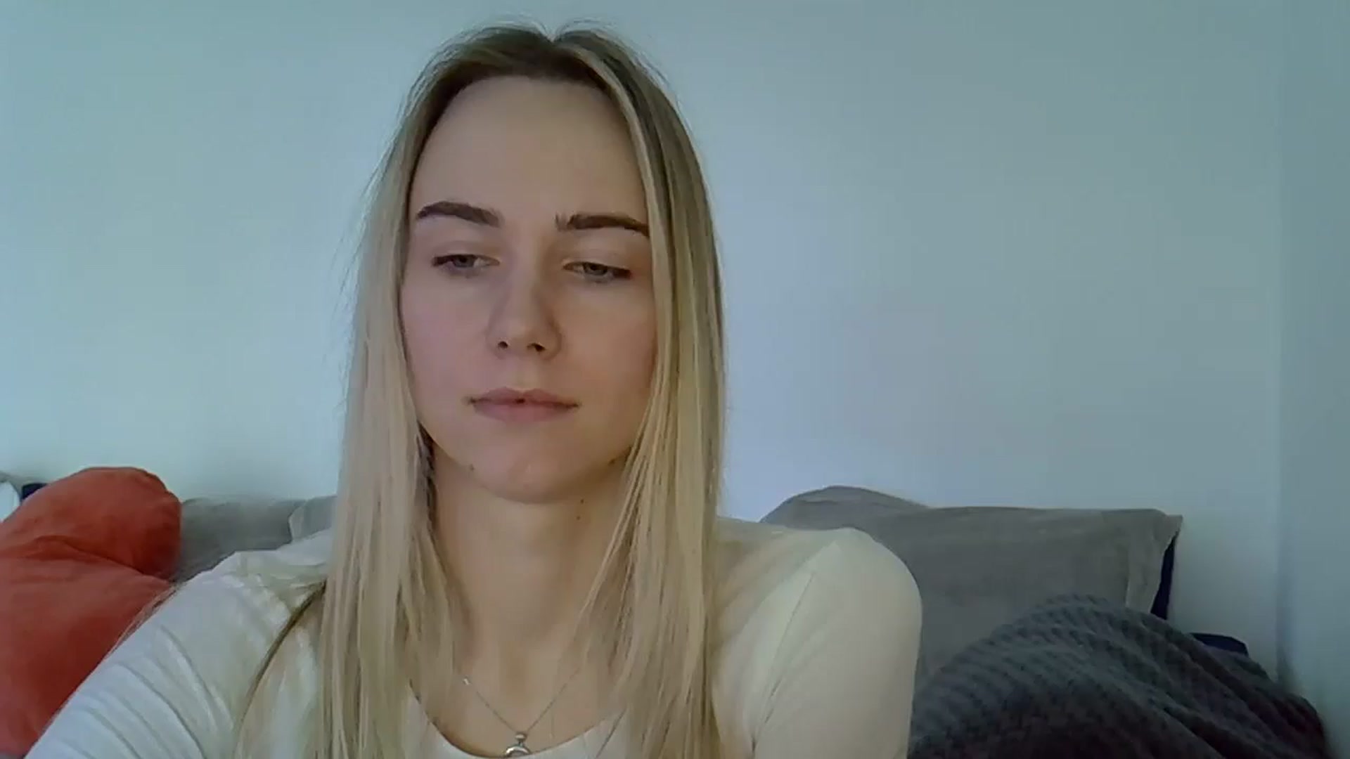 Gallery image thumbnail from Ocean__Soul's myfreecams stream on, 04/19/2025, 13:58 image 11 of 20