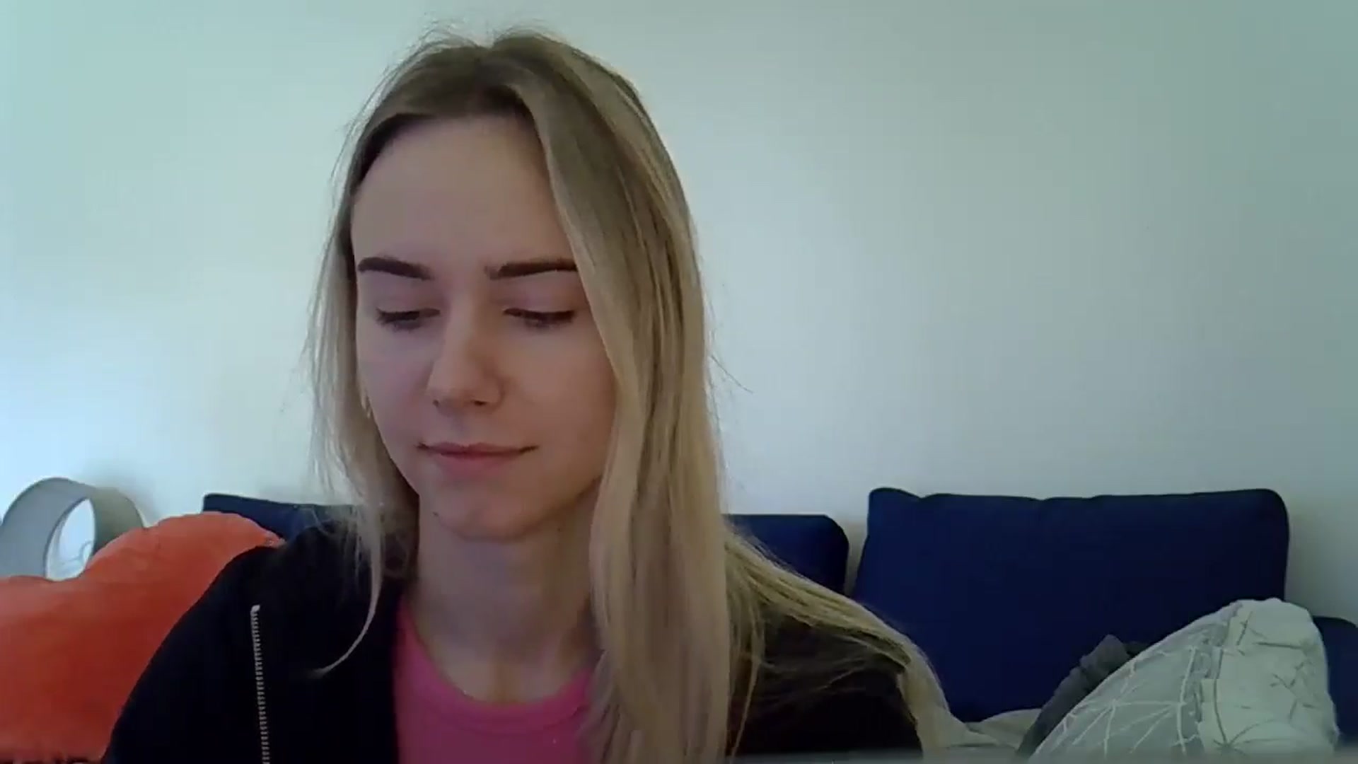 Gallery image thumbnail from Ocean__Soul's myfreecams stream on, 04/20/2025, 08:29 image 3 of 20