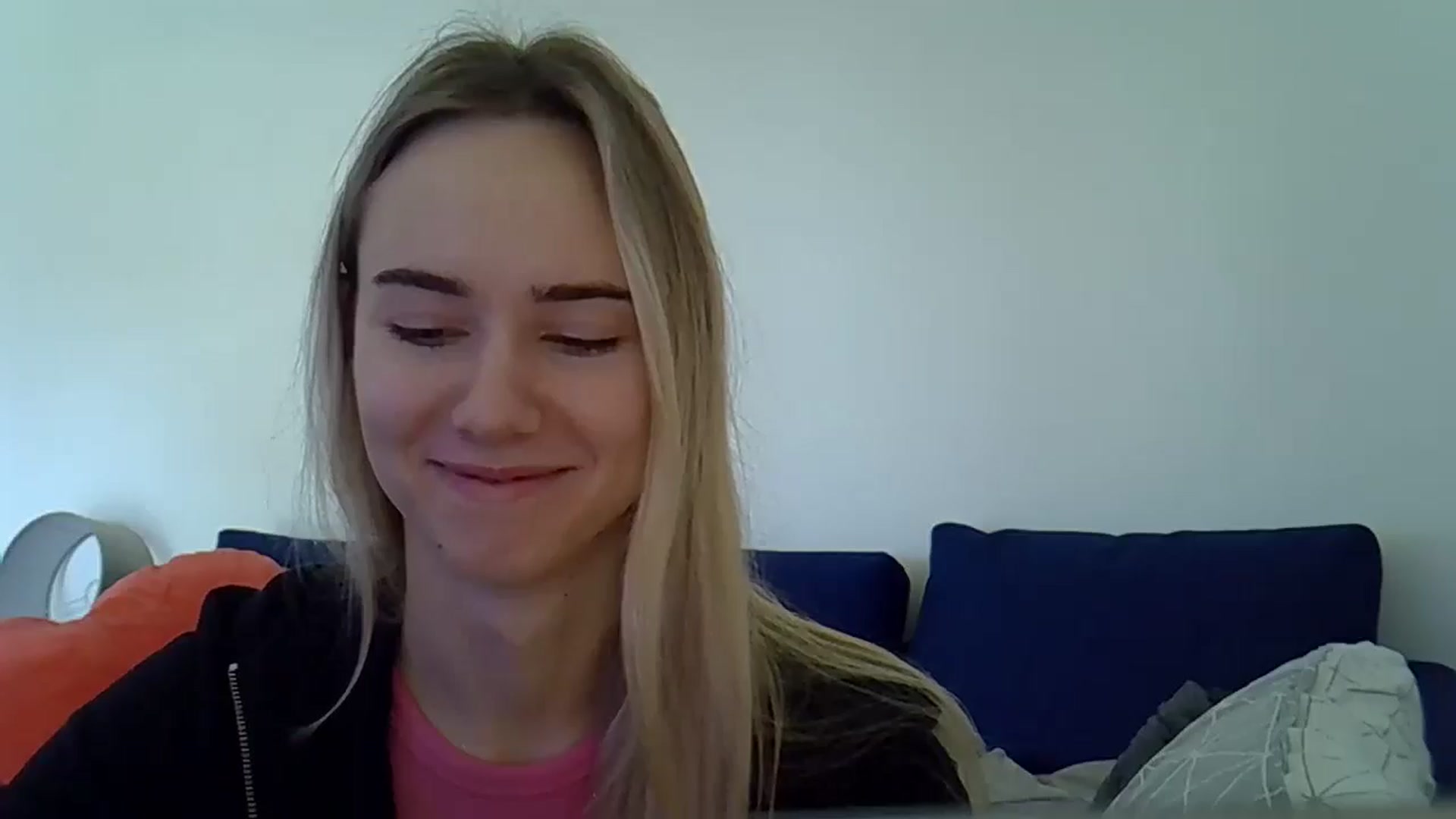 Gallery image thumbnail from Ocean__Soul's myfreecams stream on, 04/20/2025, 08:29 image 14 of 20