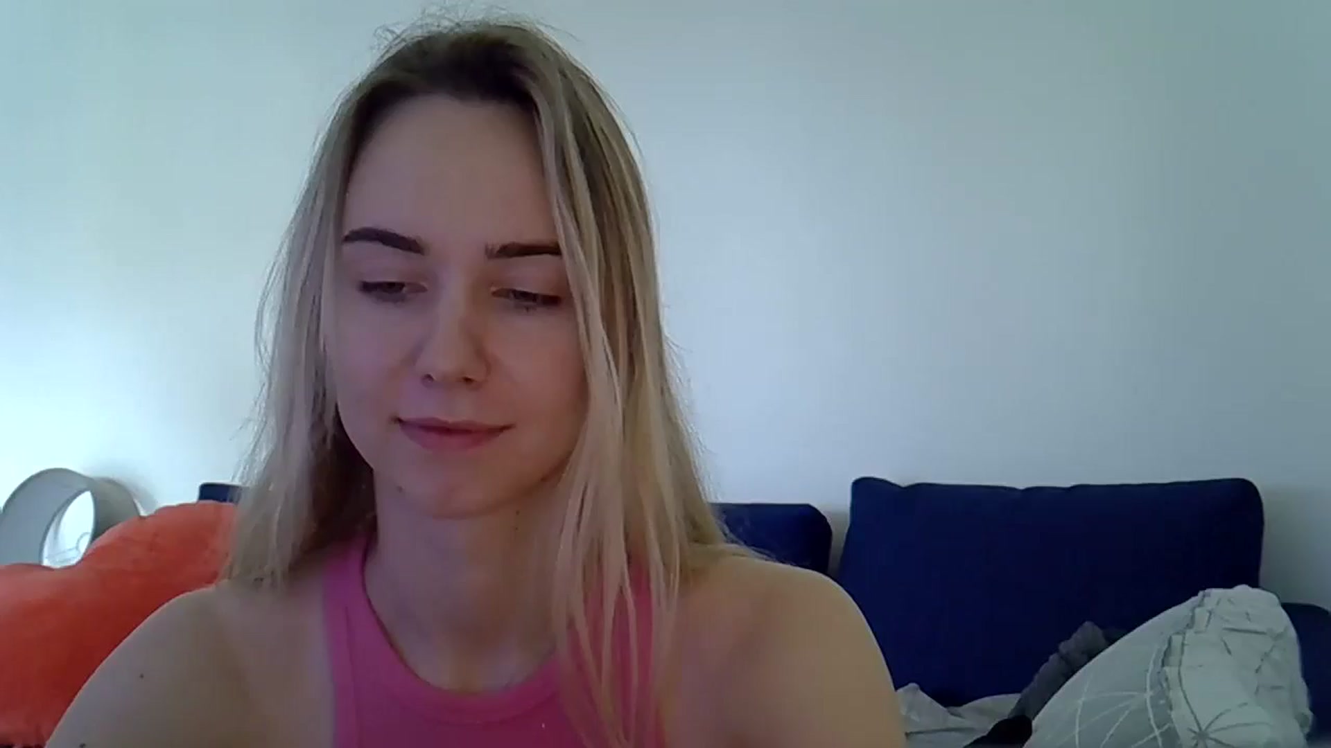 Gallery image thumbnail from Ocean__Soul's myfreecams stream on, 04/20/2025, 10:50 image 1 of 20