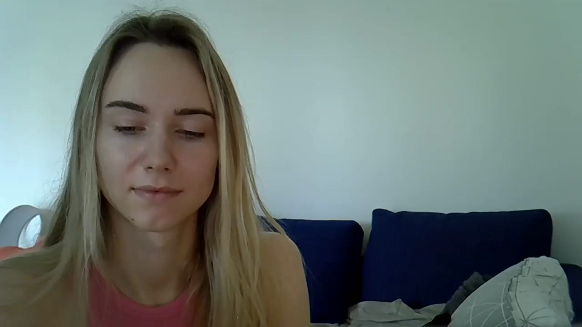 Gallery image thumbnail from Ocean__Soul's myfreecams stream on, 04/20/2025, 11:56 image 4 of 20