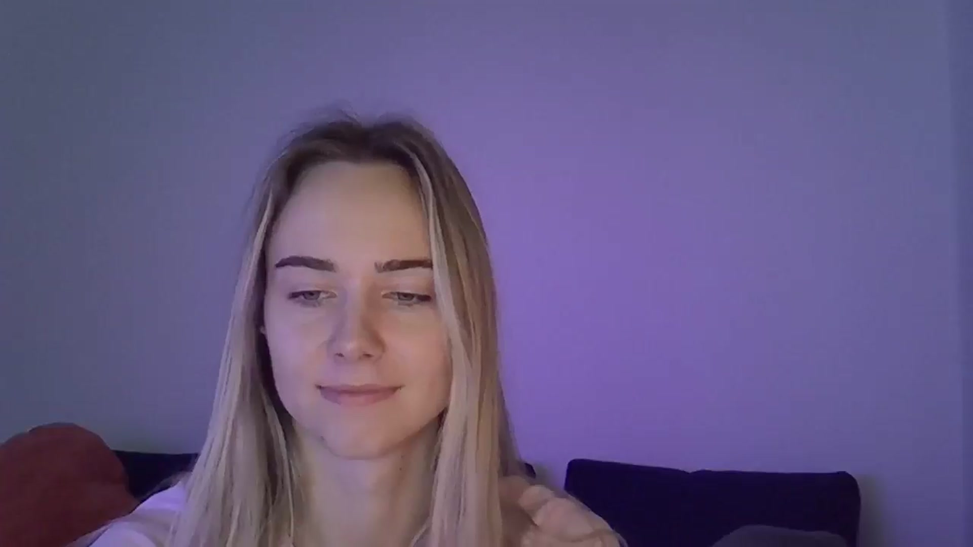 Gallery image thumbnail from Ocean__Soul's myfreecams stream on, 04/21/2025, 09:50 image 15 of 20