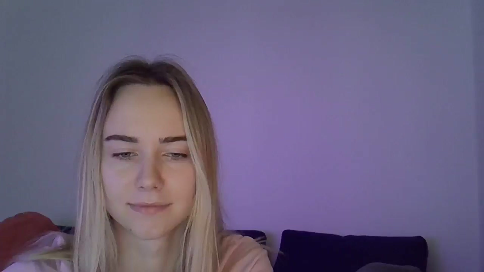Gallery image thumbnail from Ocean__Soul's myfreecams stream on, 04/21/2025, 09:50 image 3 of 20