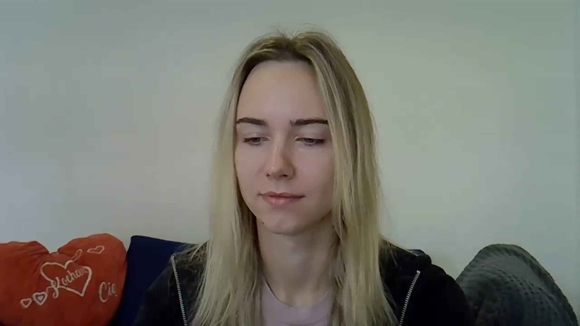 Gallery image thumbnail from Ocean__Soul's myfreecams stream on, 04/22/2025, 06:08 image 18 of 20