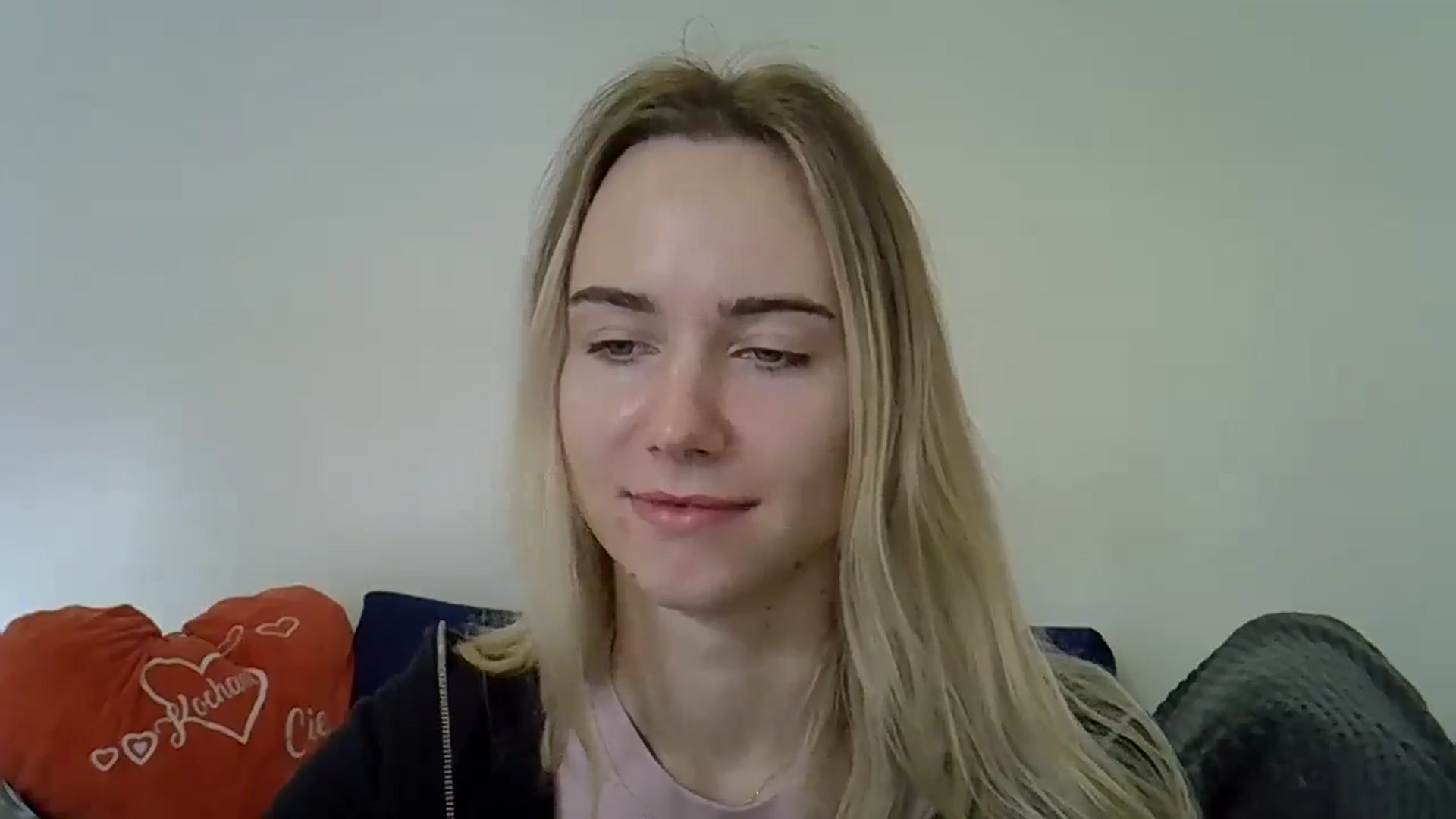 Gallery image thumbnail from Ocean__Soul's myfreecams stream on, 04/22/2025, 08:28 image 19 of 20