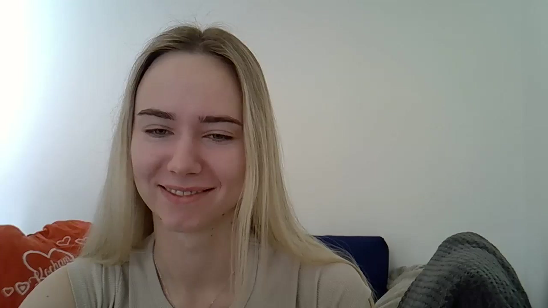 Gallery image thumbnail from Ocean__Soul's myfreecams stream on, 04/24/2025, 06:35 image 4 of 20