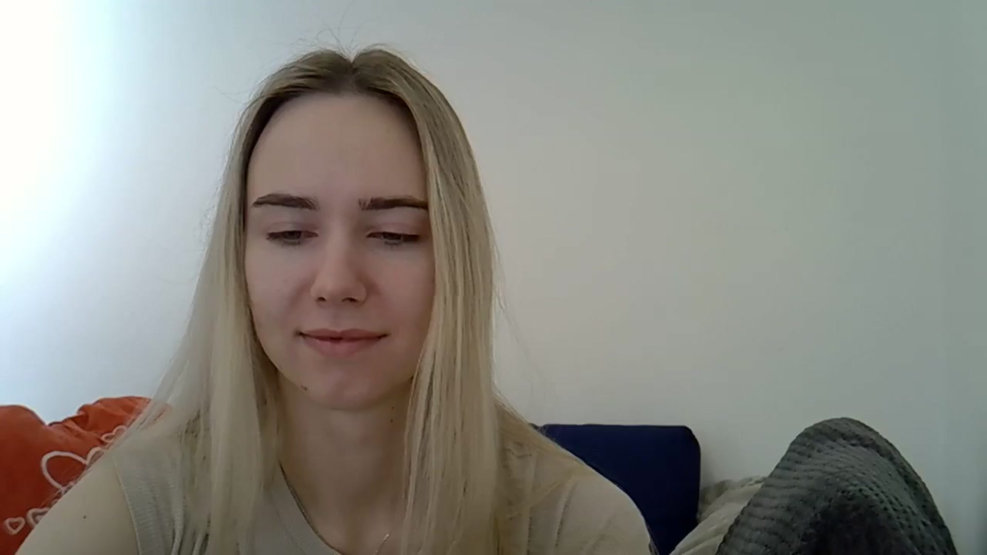 Gallery image thumbnail from Ocean__Soul's myfreecams stream on, 04/24/2025, 06:35 image 9 of 20