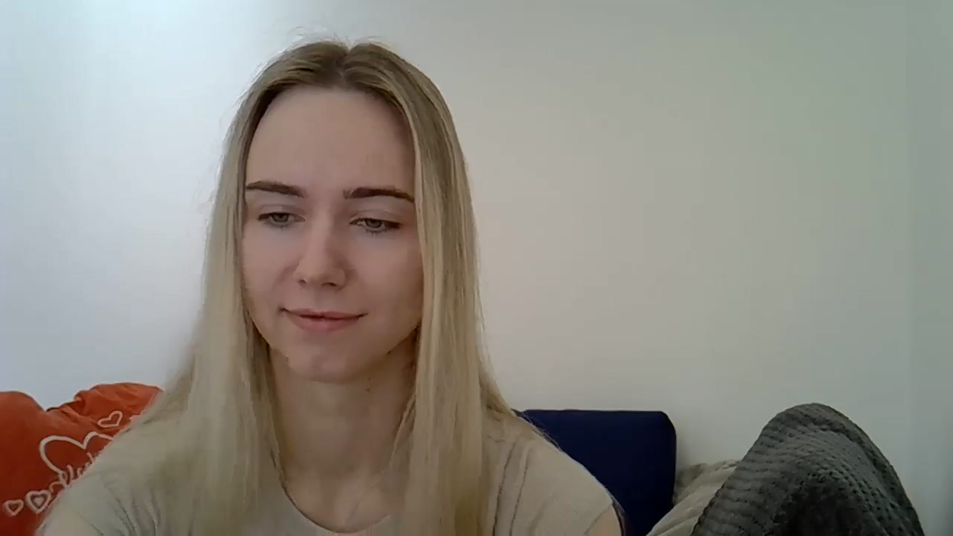 Gallery image thumbnail from Ocean__Soul's myfreecams stream on, 04/24/2025, 07:07 image 12 of 20