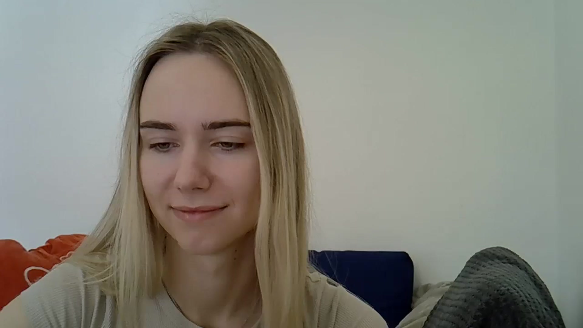 Gallery image thumbnail from Ocean__Soul's myfreecams stream on, 04/24/2025, 07:28 image 12 of 20