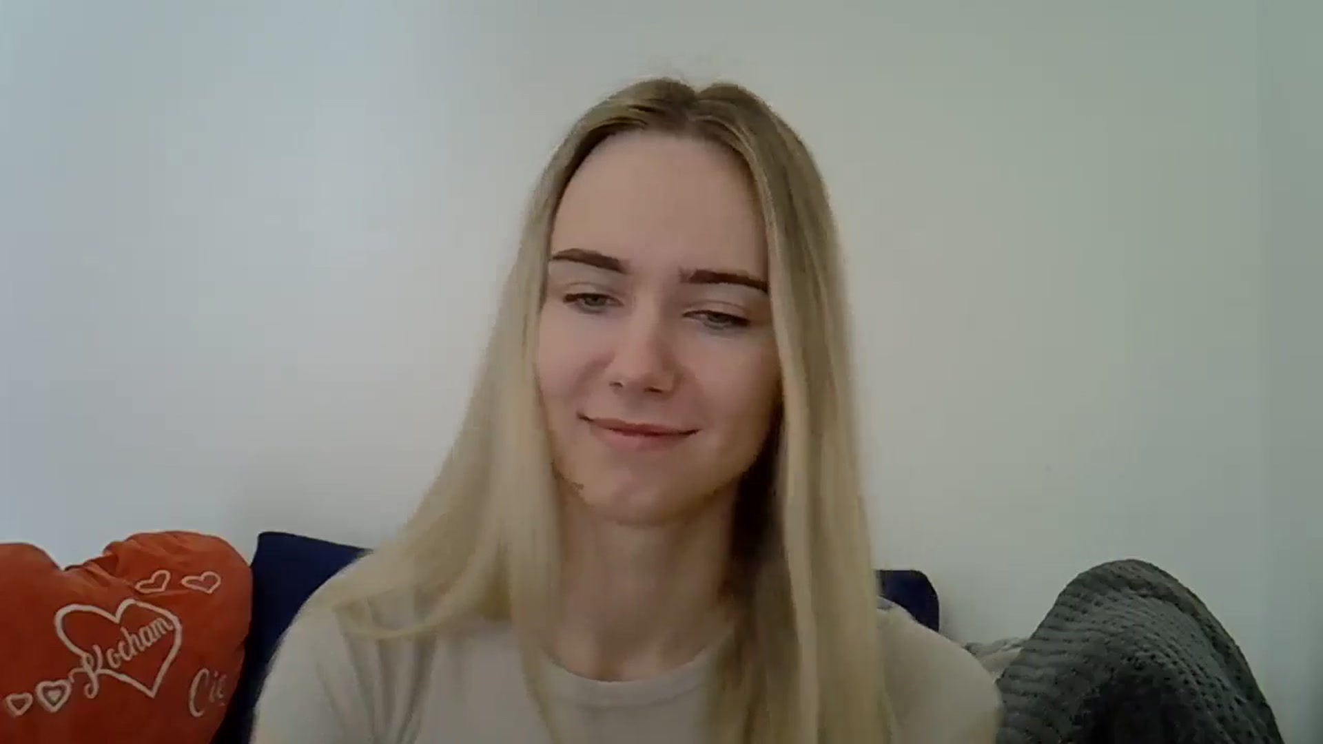 Gallery image thumbnail from Ocean__Soul's myfreecams stream on, 04/24/2025, 07:28 image 16 of 20