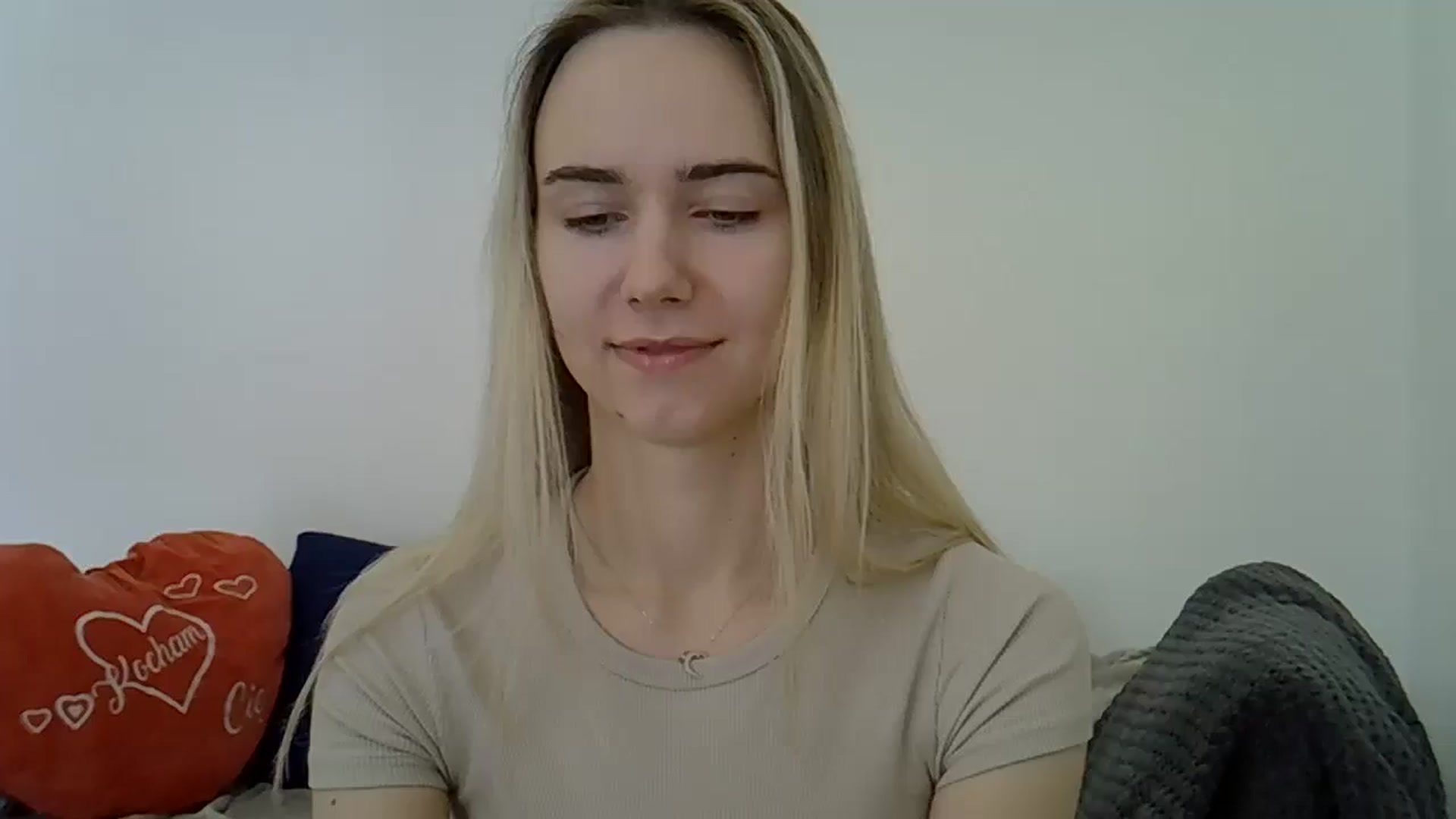 Gallery image thumbnail from Ocean__Soul's myfreecams stream on, 04/24/2025, 09:17 image 6 of 20
