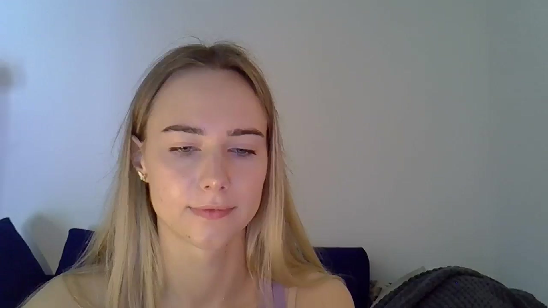 Gallery image thumbnail from Ocean__Soul's myfreecams stream on, 04/26/2025, 10:15 image 11 of 20