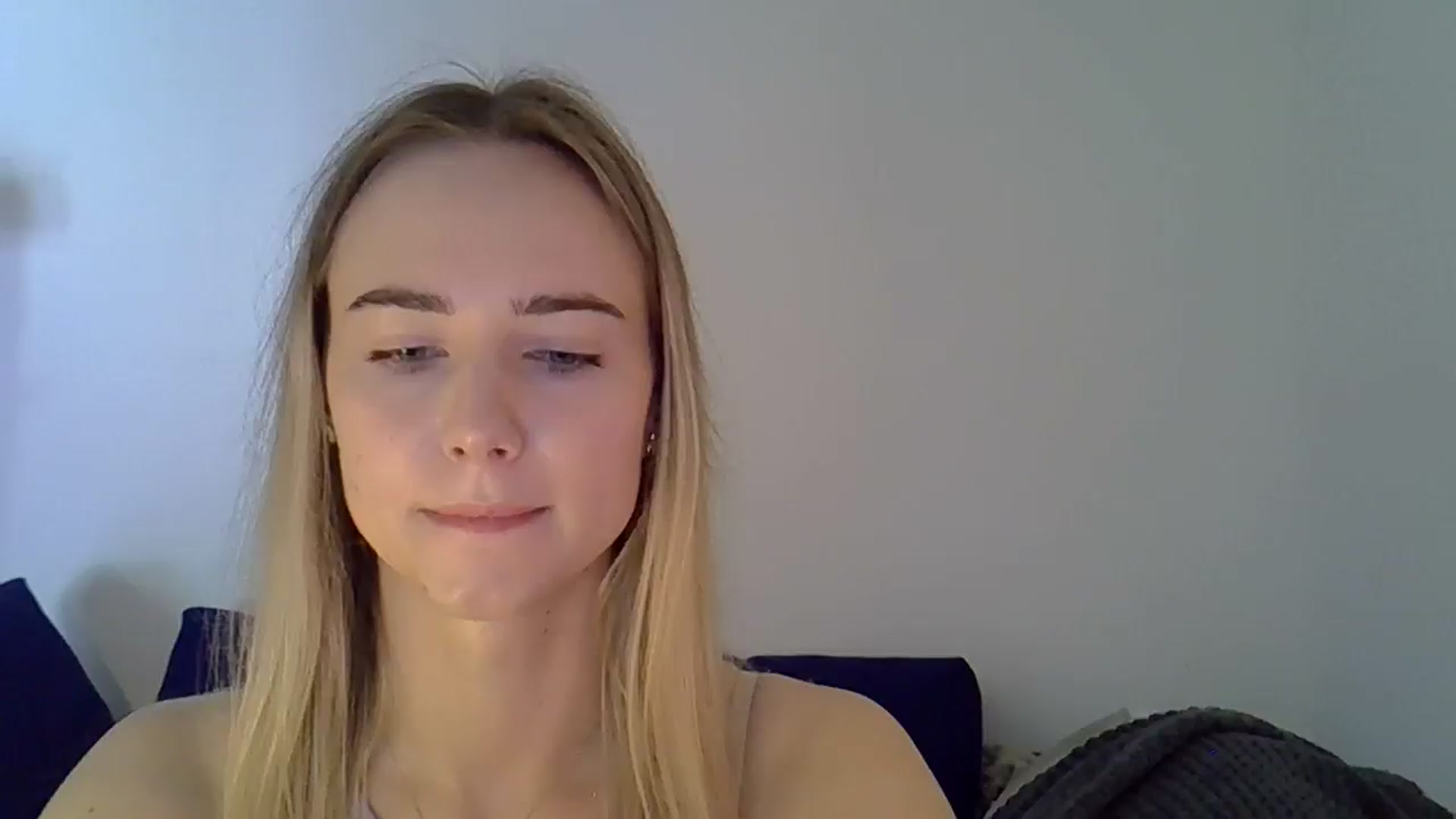 Gallery image thumbnail from Ocean__Soul's myfreecams stream on, 04/26/2025, 10:15 image 9 of 20