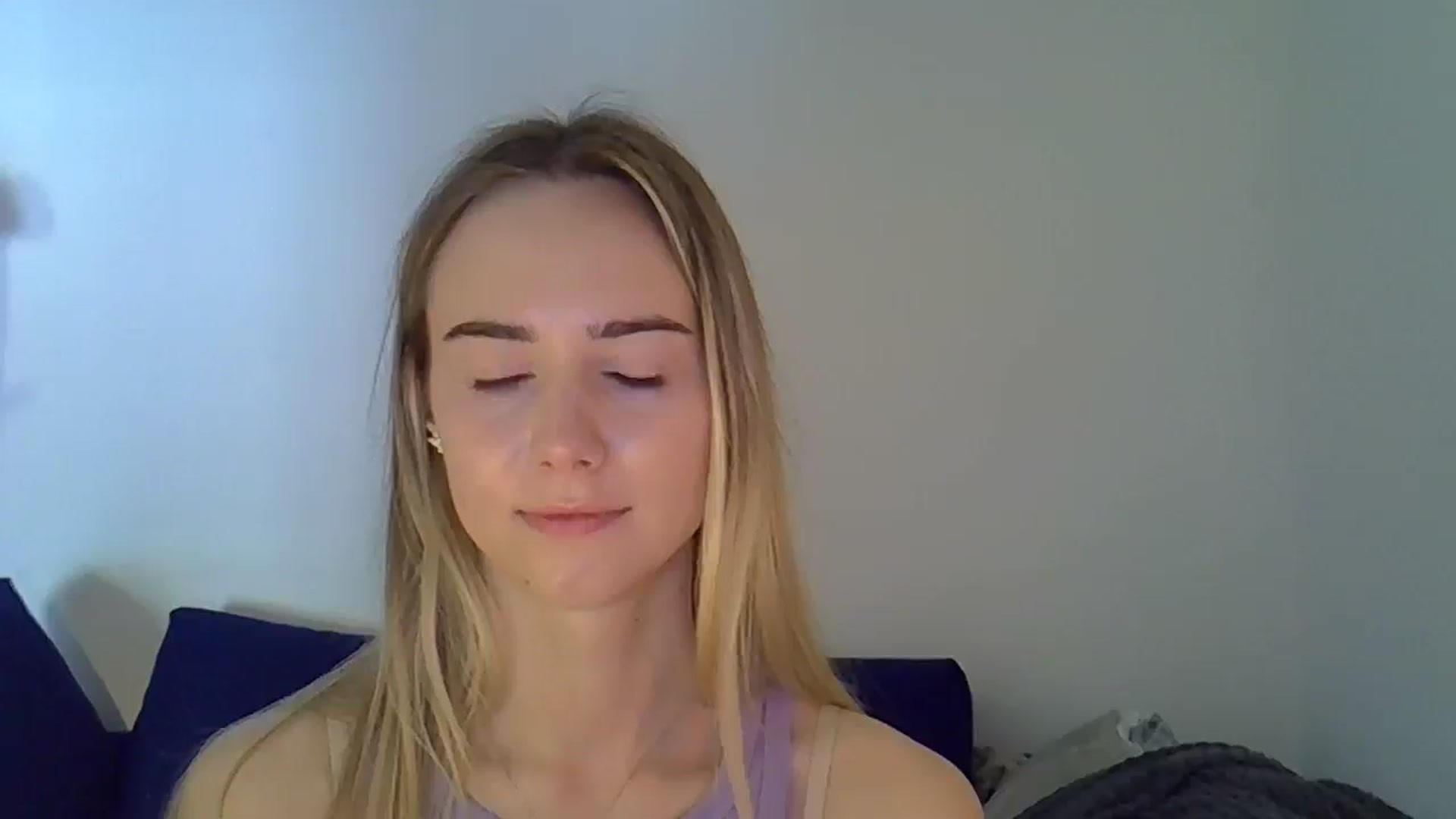 Gallery image thumbnail from Ocean__Soul's myfreecams stream on, 04/26/2025, 12:32 image 3 of 20