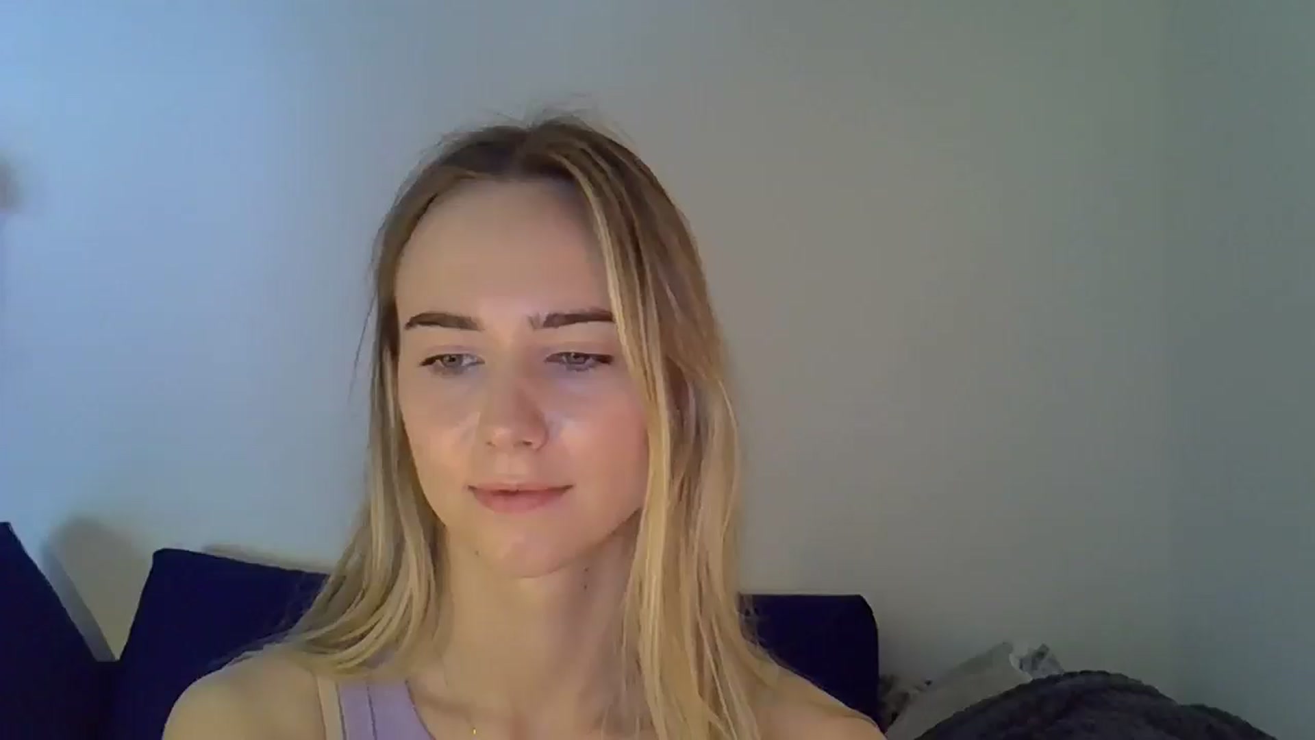 Gallery image thumbnail from Ocean__Soul's myfreecams stream on, 04/26/2025, 12:32 image 17 of 20