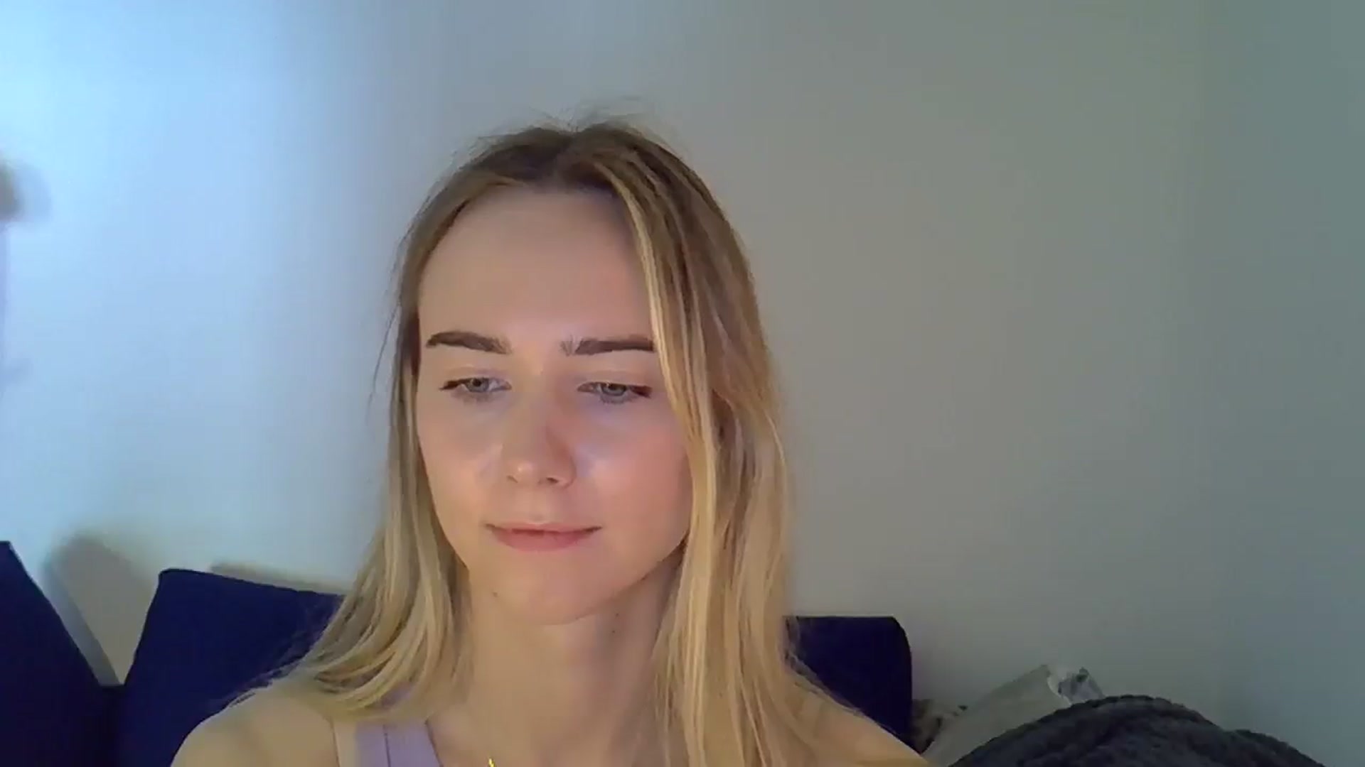 Gallery image thumbnail from Ocean__Soul's myfreecams stream on, 04/26/2025, 12:32 image 18 of 20