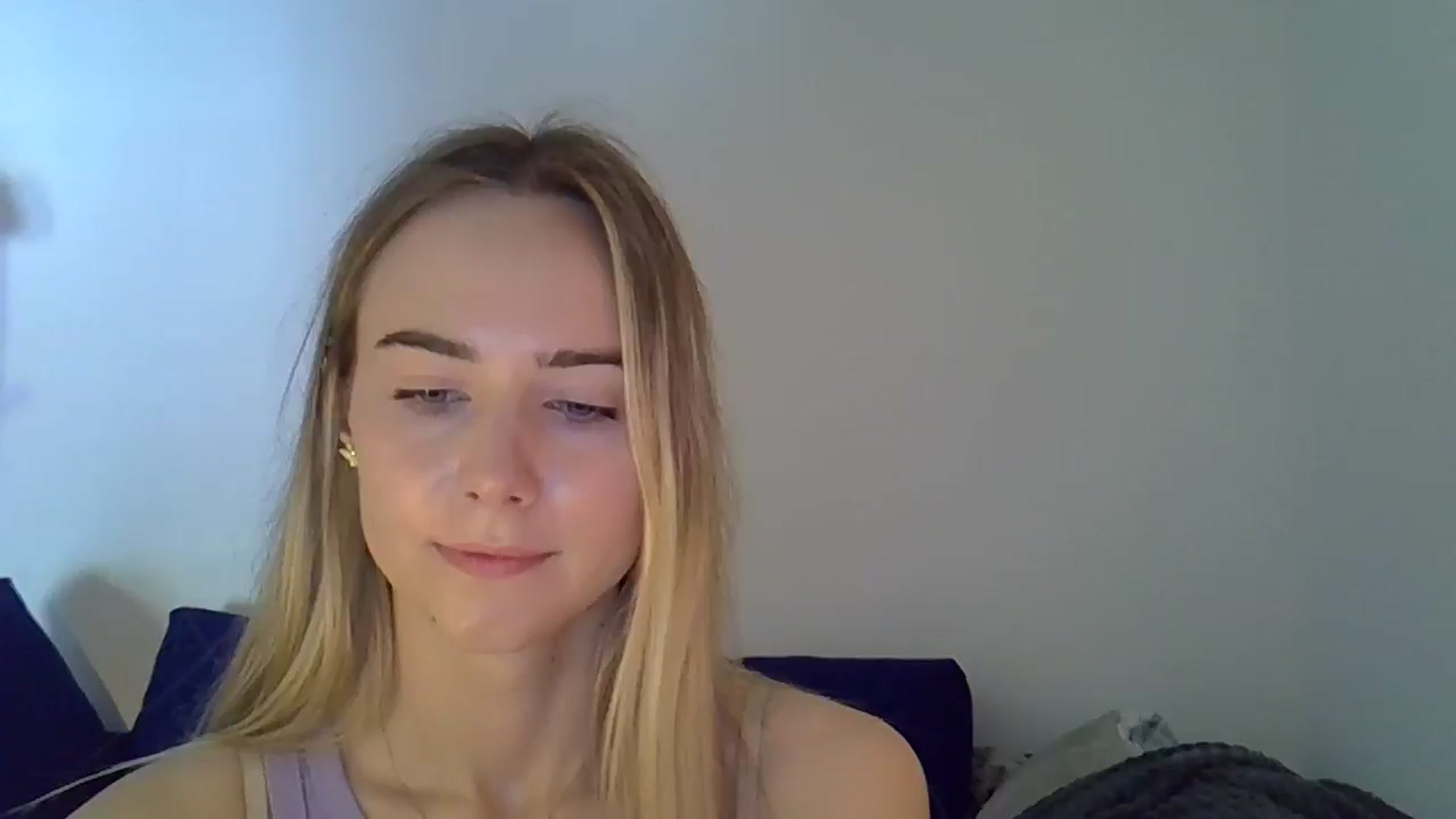 Gallery image thumbnail from Ocean__Soul's myfreecams stream on, 04/26/2025, 12:32 image 11 of 20