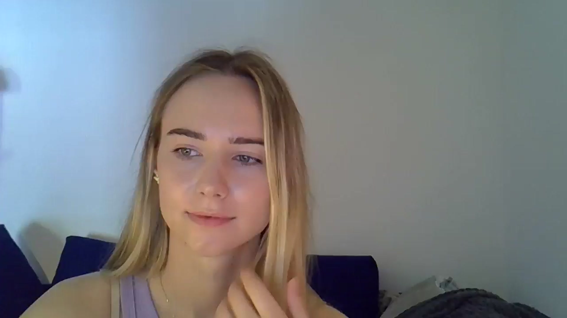 Gallery image thumbnail from Ocean__Soul's myfreecams stream on, 04/26/2025, 12:32 image 6 of 20
