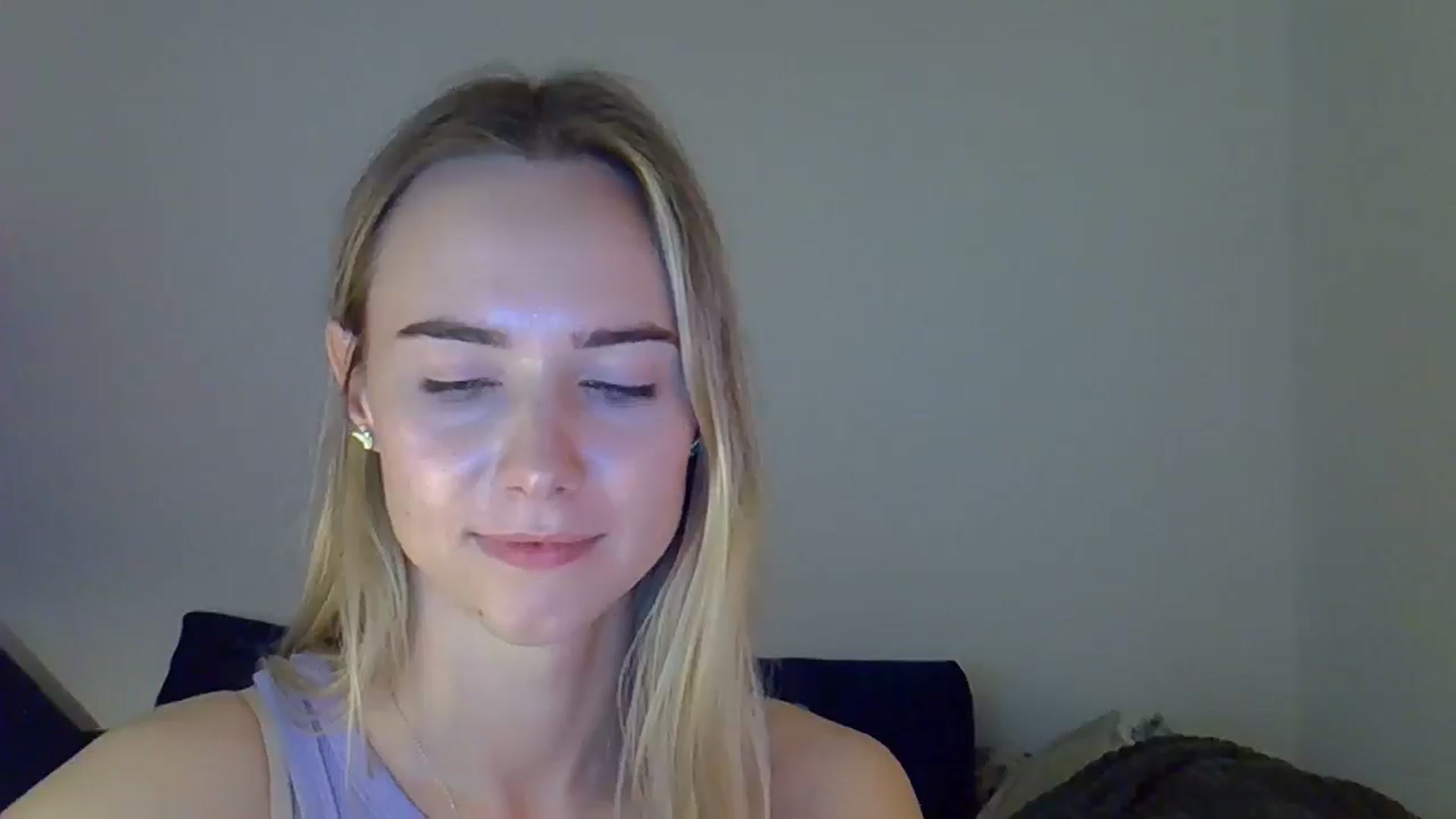 Gallery image thumbnail from Ocean__Soul's myfreecams stream on, 04/26/2025, 18:18 image 13 of 20