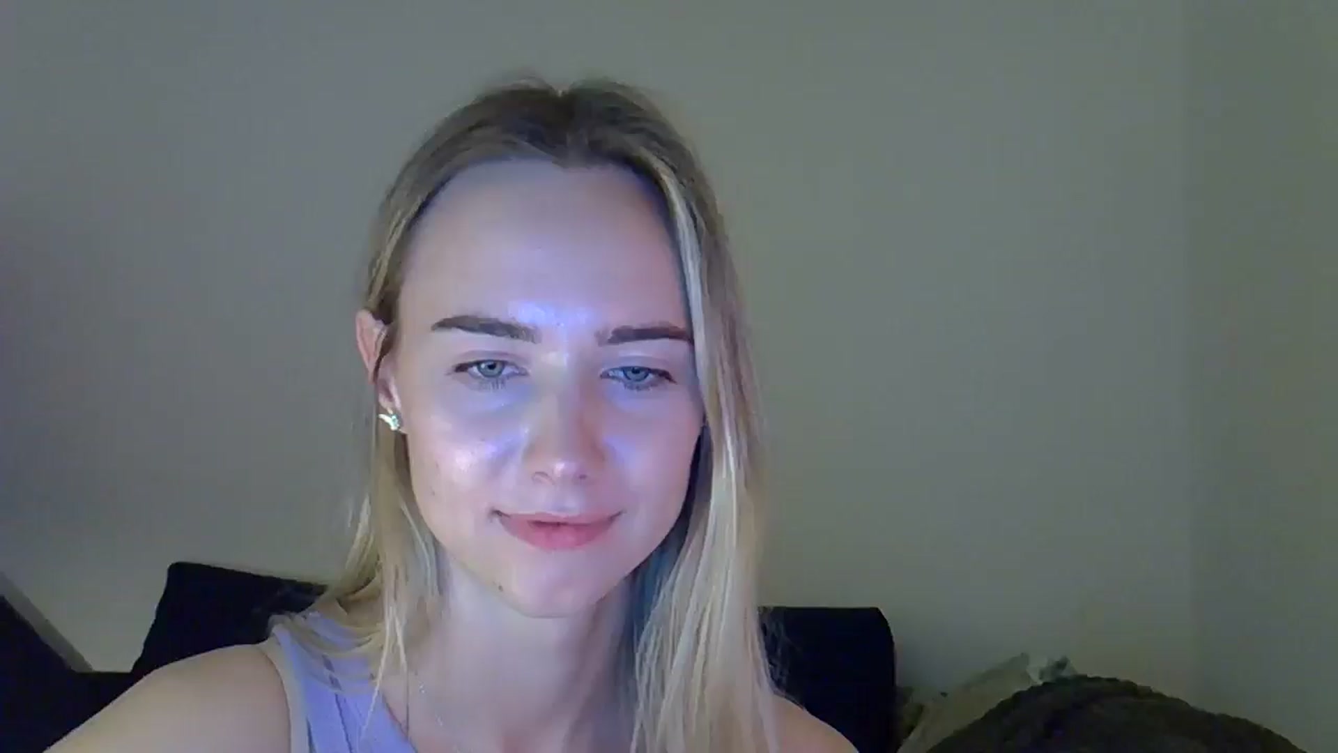 Gallery image thumbnail from Ocean__Soul's myfreecams stream on, 04/26/2025, 18:18 image 18 of 20