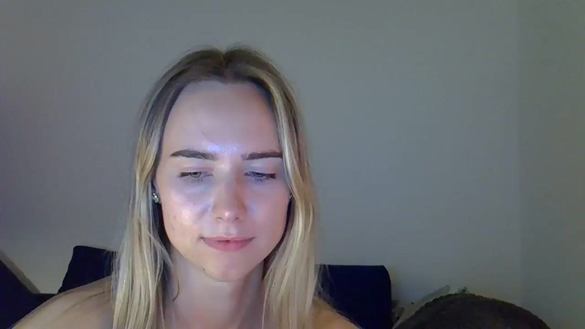 Gallery image thumbnail from Ocean__Soul's myfreecams stream on, 04/26/2025, 19:05 image 17 of 20