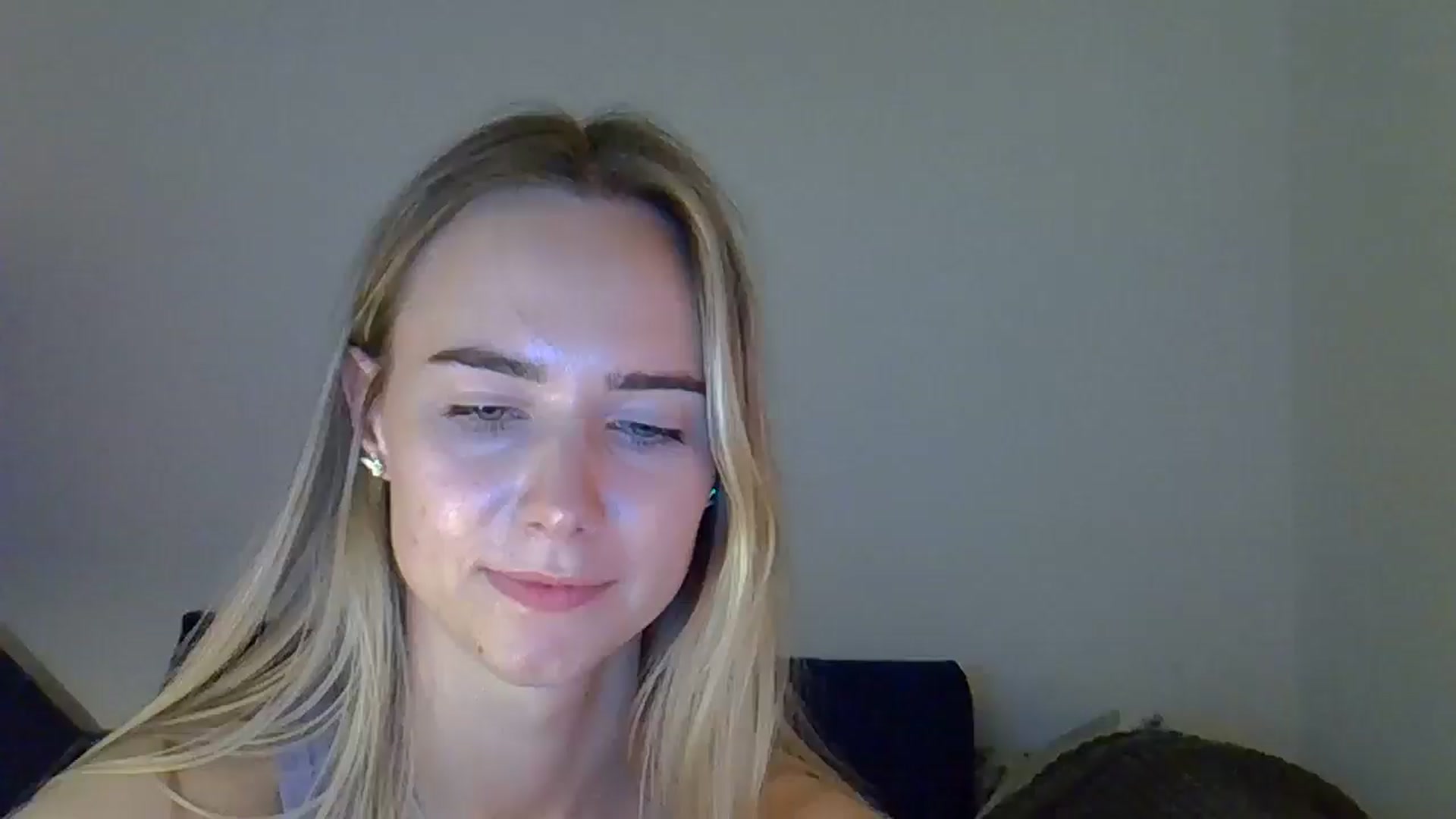 Gallery image thumbnail from Ocean__Soul's myfreecams stream on, 04/26/2025, 19:05 image 14 of 20