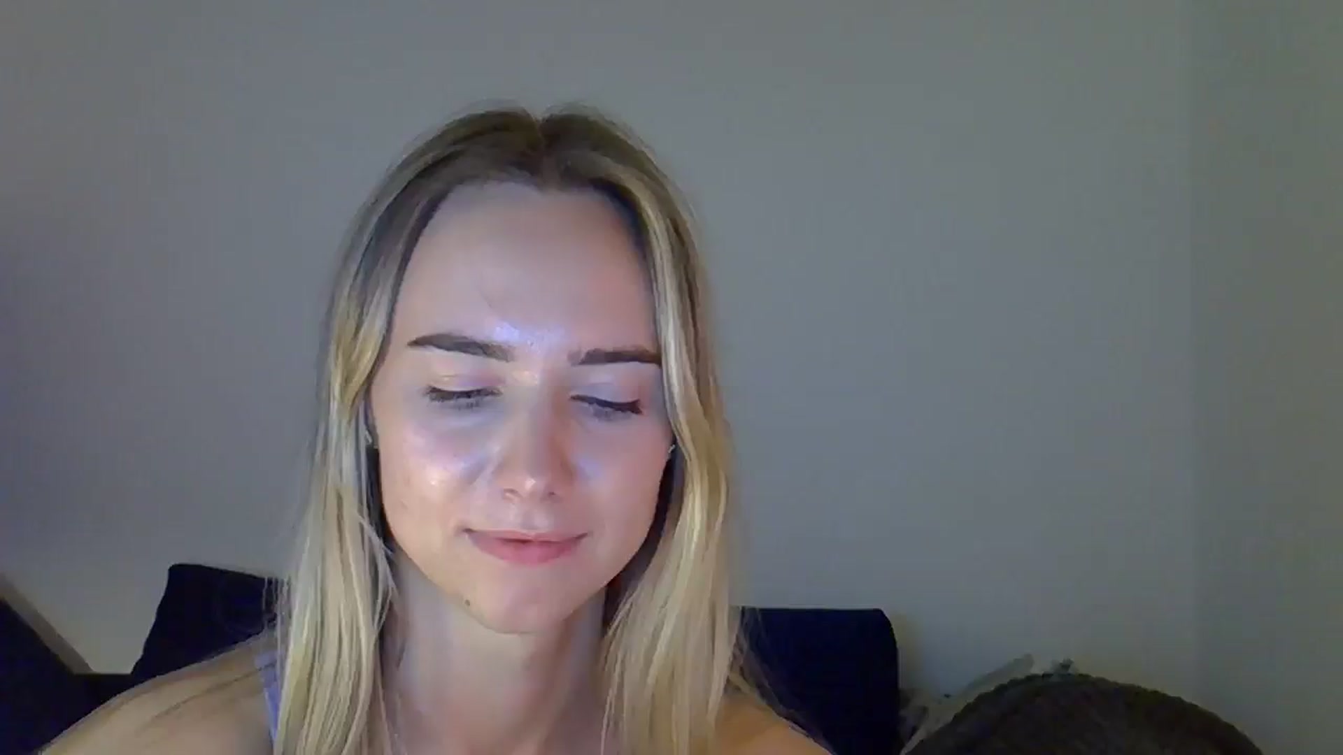 Gallery image thumbnail from Ocean__Soul's myfreecams stream on, 04/26/2025, 19:05 image 20 of 20