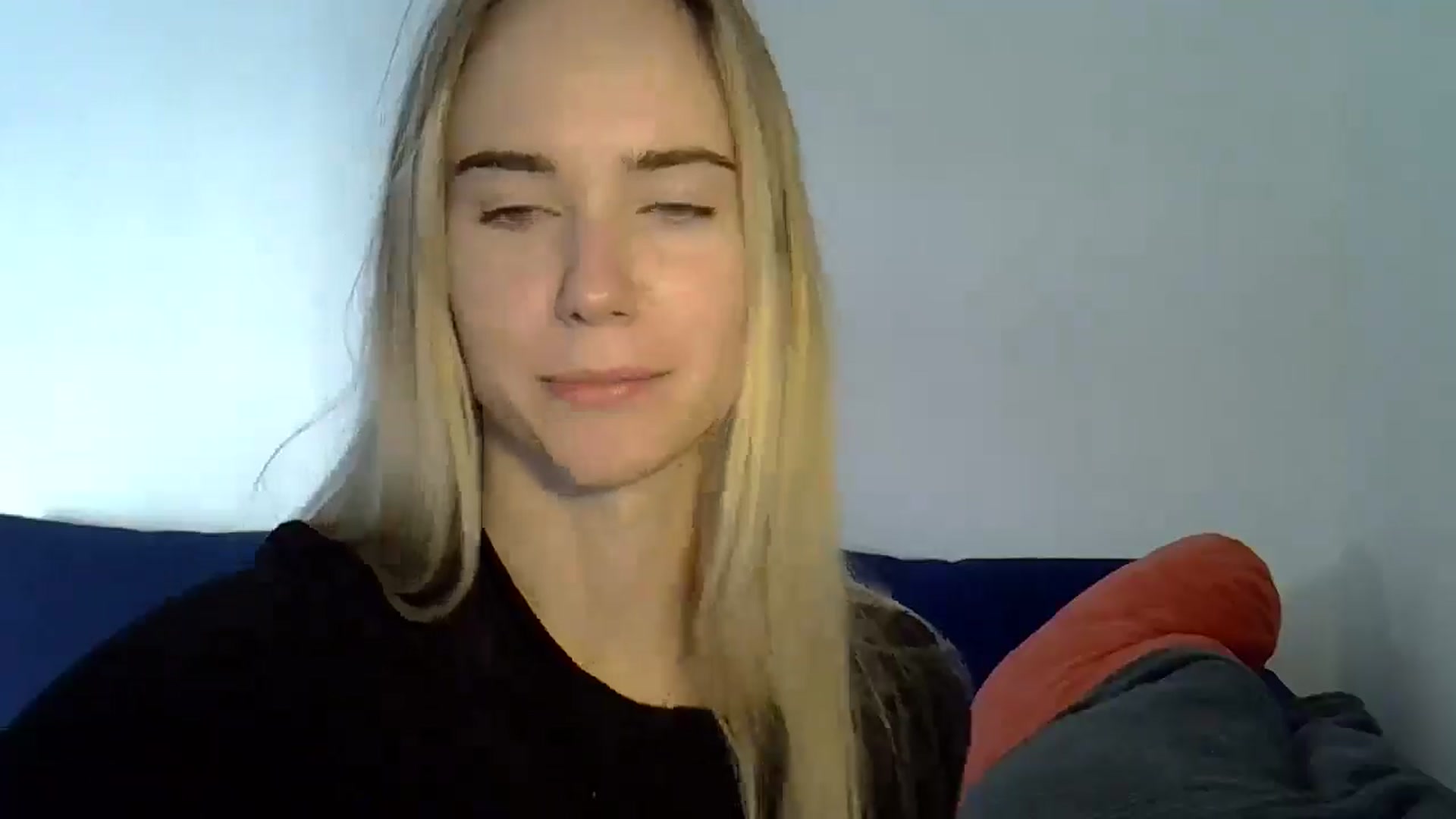 Gallery image thumbnail from Ocean__Soul's myfreecams stream on, 04/28/2025, 14:40 image 3 of 20