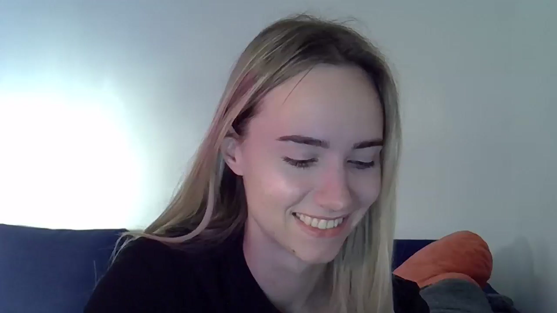 Gallery image thumbnail from Ocean__Soul's myfreecams stream on, 04/28/2025, 16:46 image 12 of 20