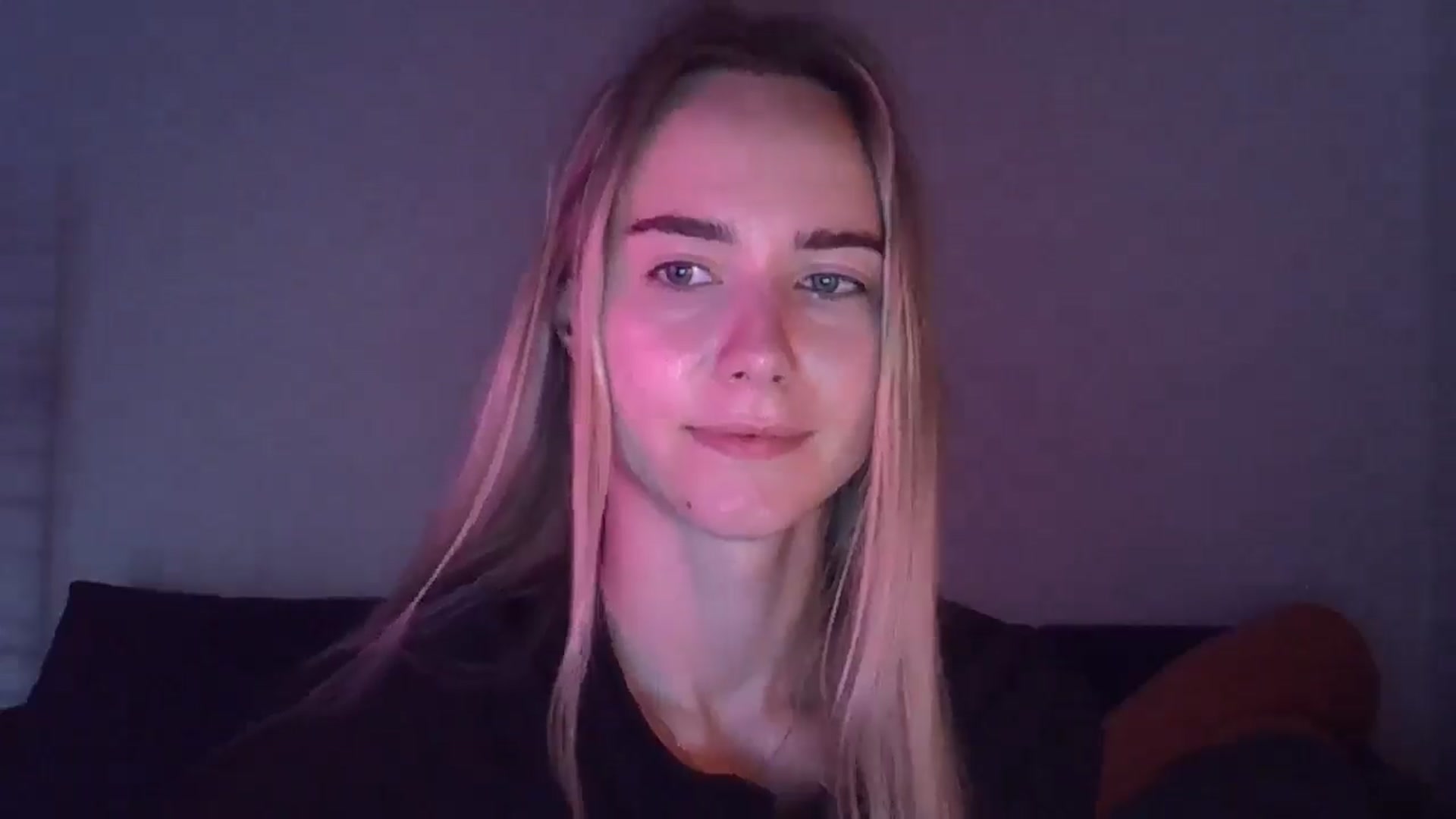 Gallery image thumbnail from Ocean__Soul's myfreecams stream on, 04/28/2025, 18:11 image 17 of 20