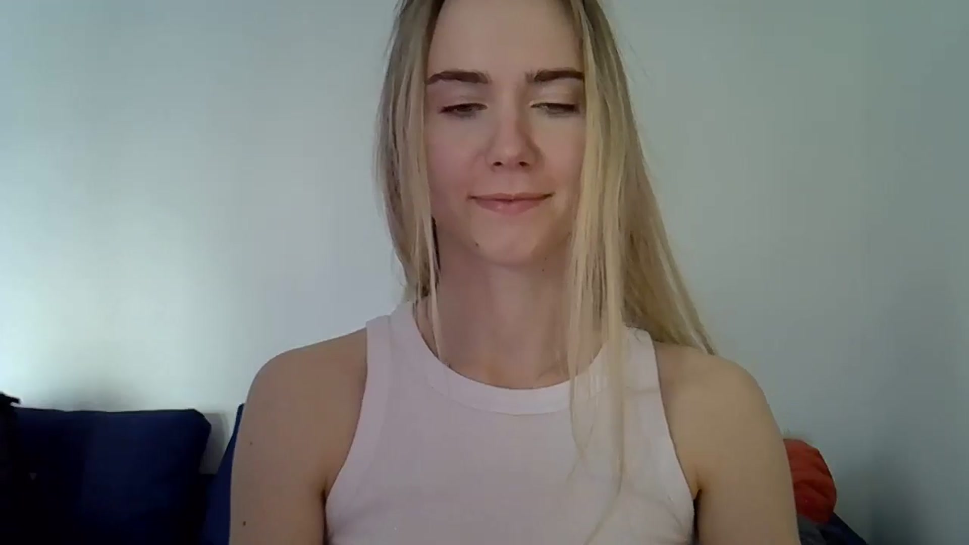 Gallery image thumbnail from Ocean__Soul's myfreecams stream on, 04/29/2025, 15:50 image 4 of 20
