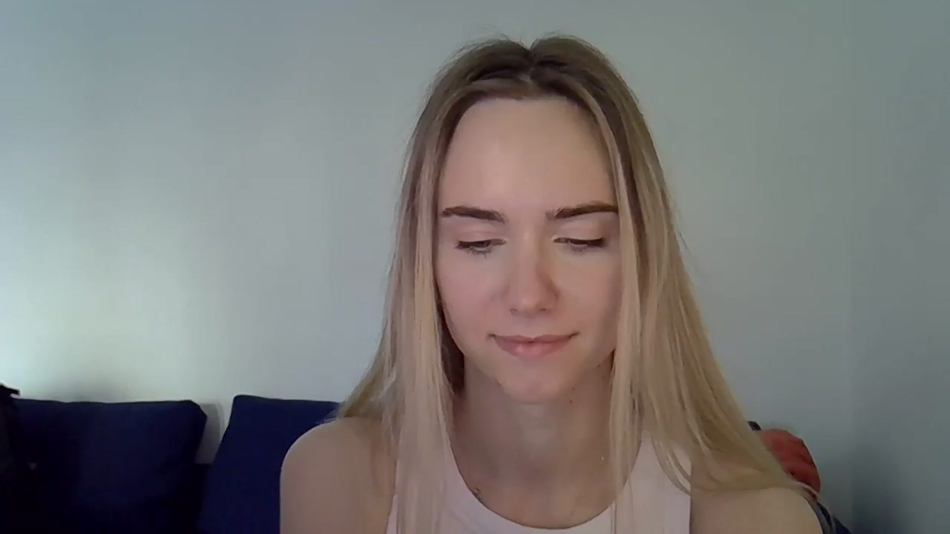 Gallery image thumbnail from Ocean__Soul's myfreecams stream on, 04/29/2025, 16:38 image 16 of 20
