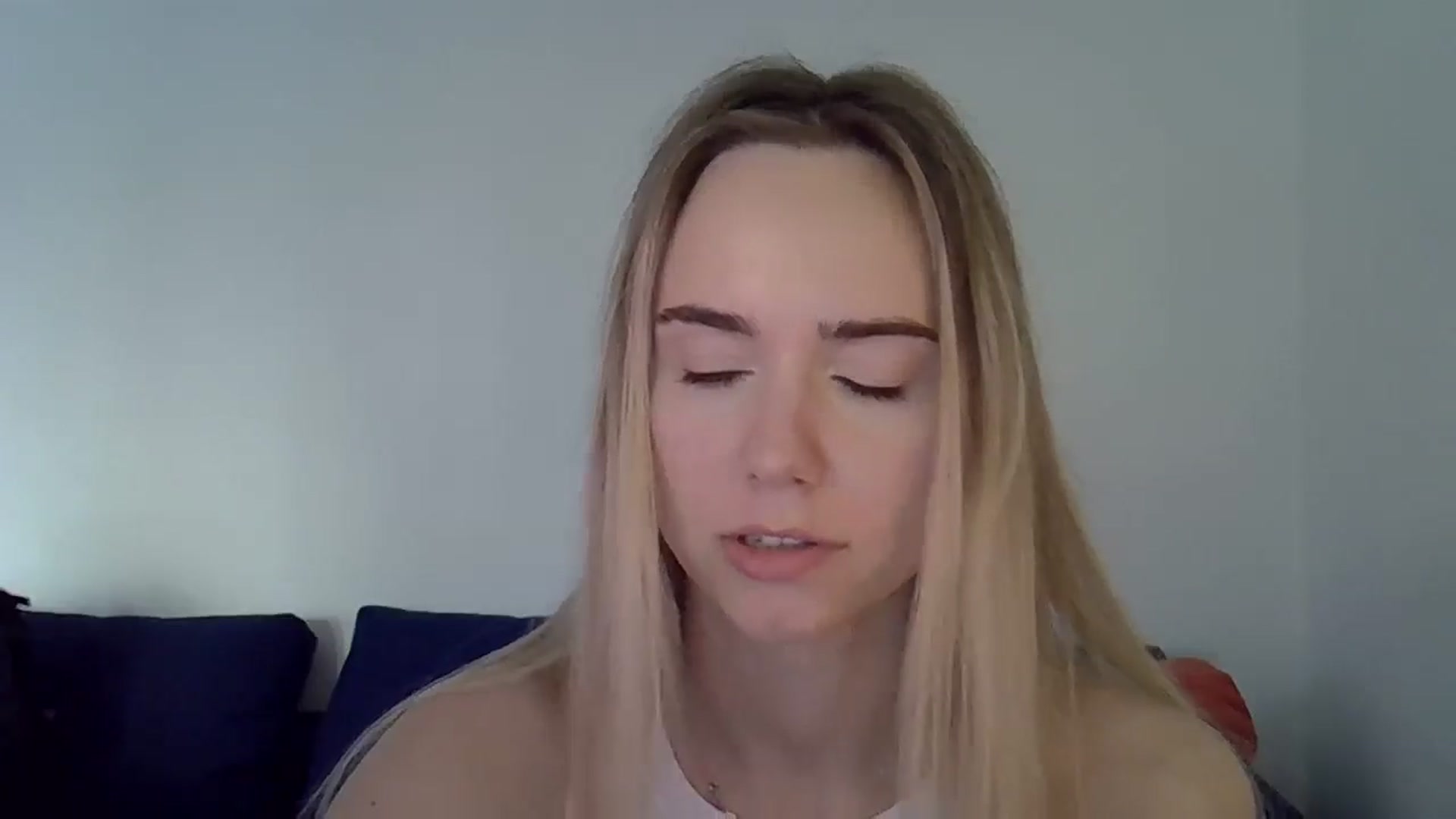 Gallery image thumbnail from Ocean__Soul's myfreecams stream on, 04/29/2025, 16:38 image 19 of 20