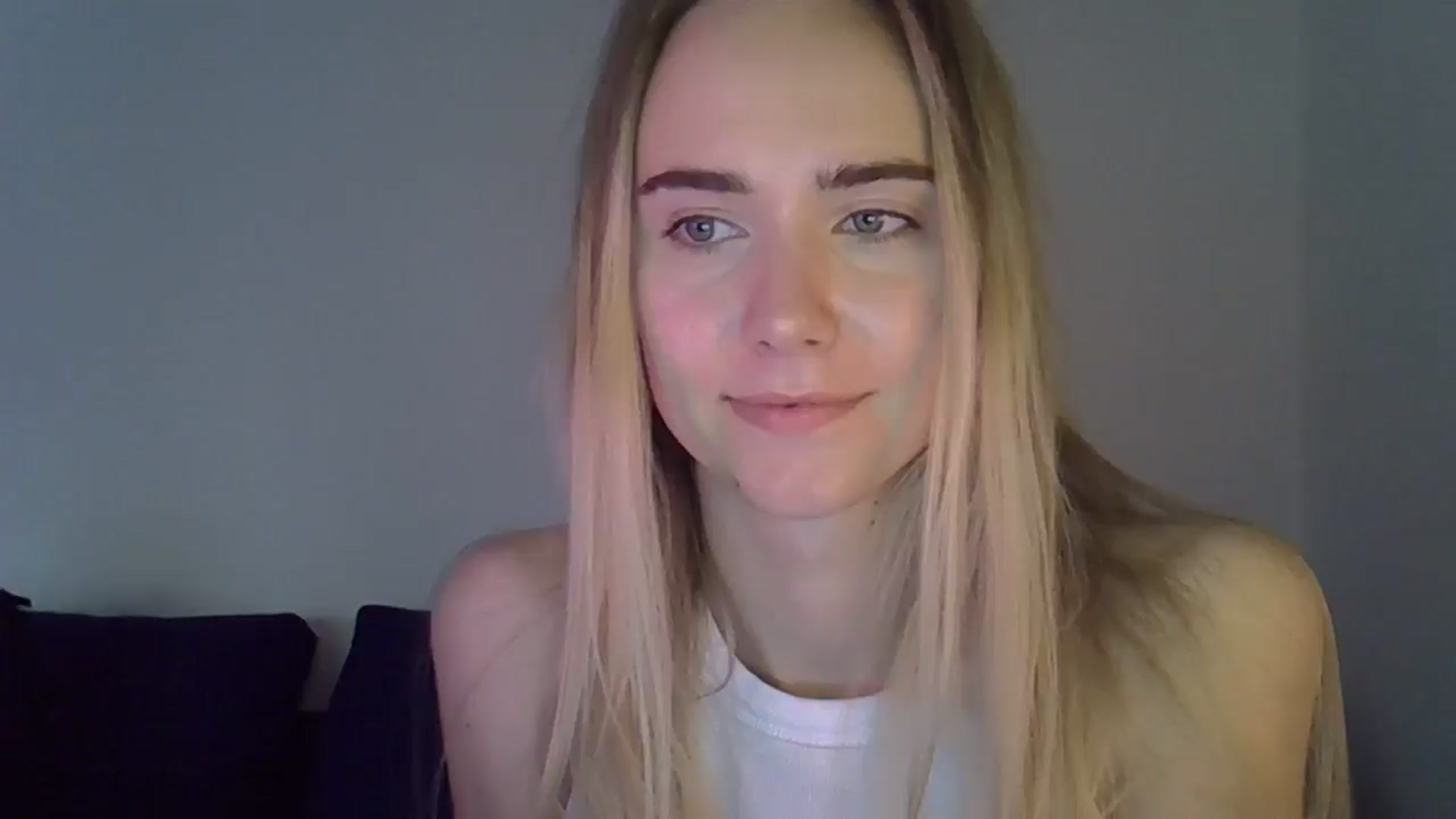 Gallery image thumbnail from Ocean__Soul's myfreecams stream on, 04/29/2025, 17:35 image 20 of 20