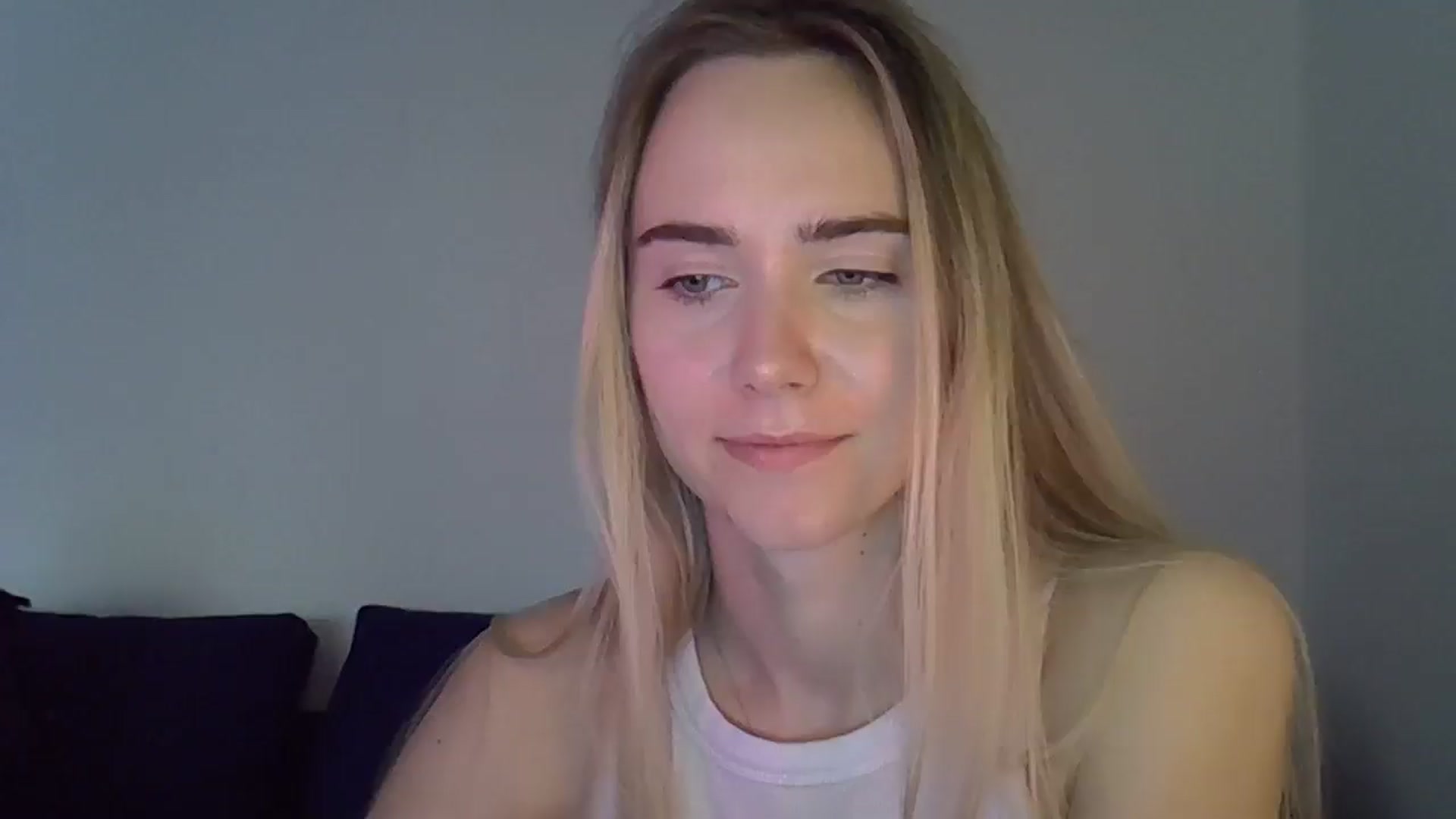 Gallery image thumbnail from Ocean__Soul's myfreecams stream on, 04/29/2025, 17:35 image 15 of 20