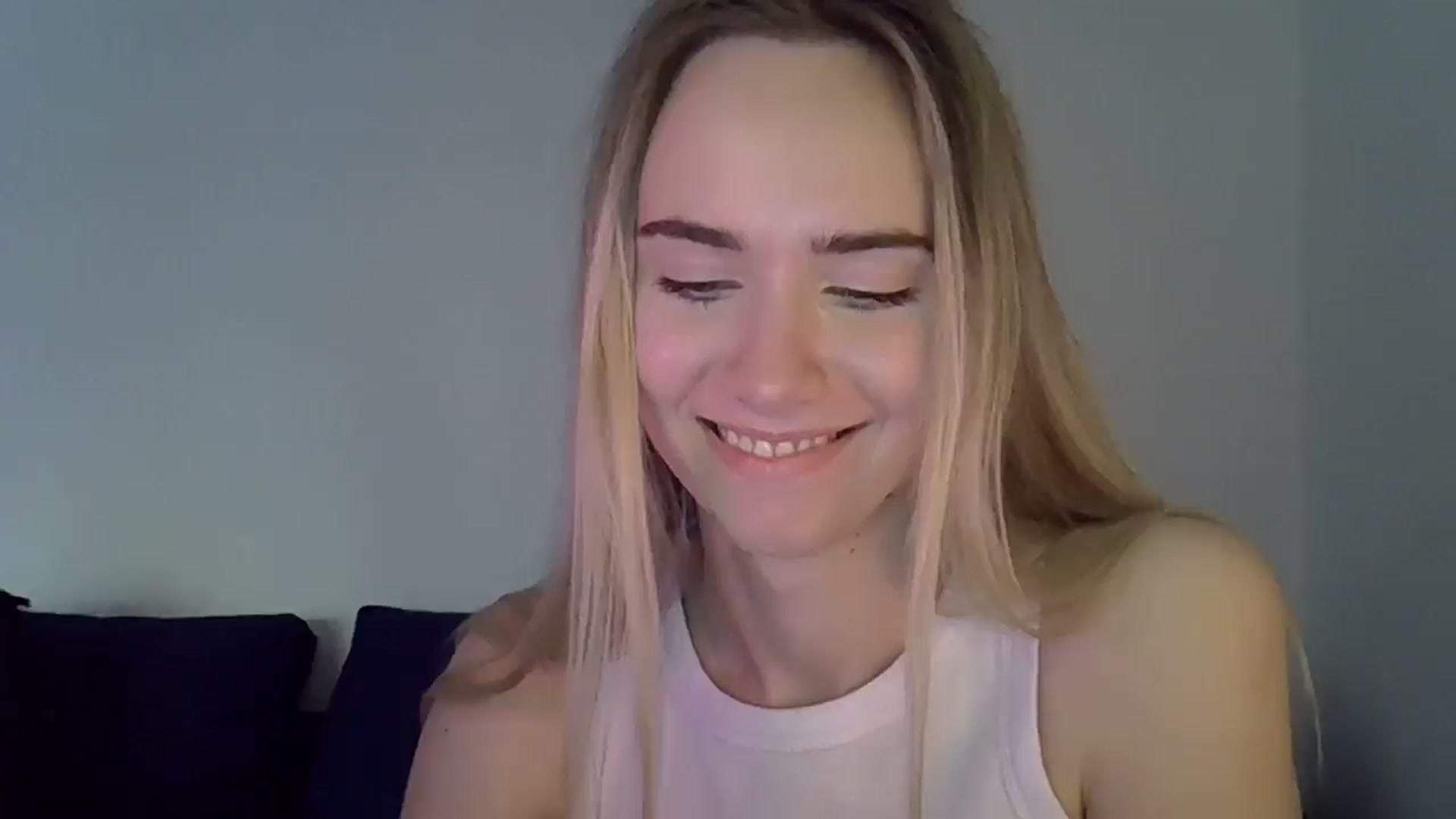 Gallery image thumbnail from Ocean__Soul's myfreecams stream on, 04/29/2025, 17:35 image 8 of 20