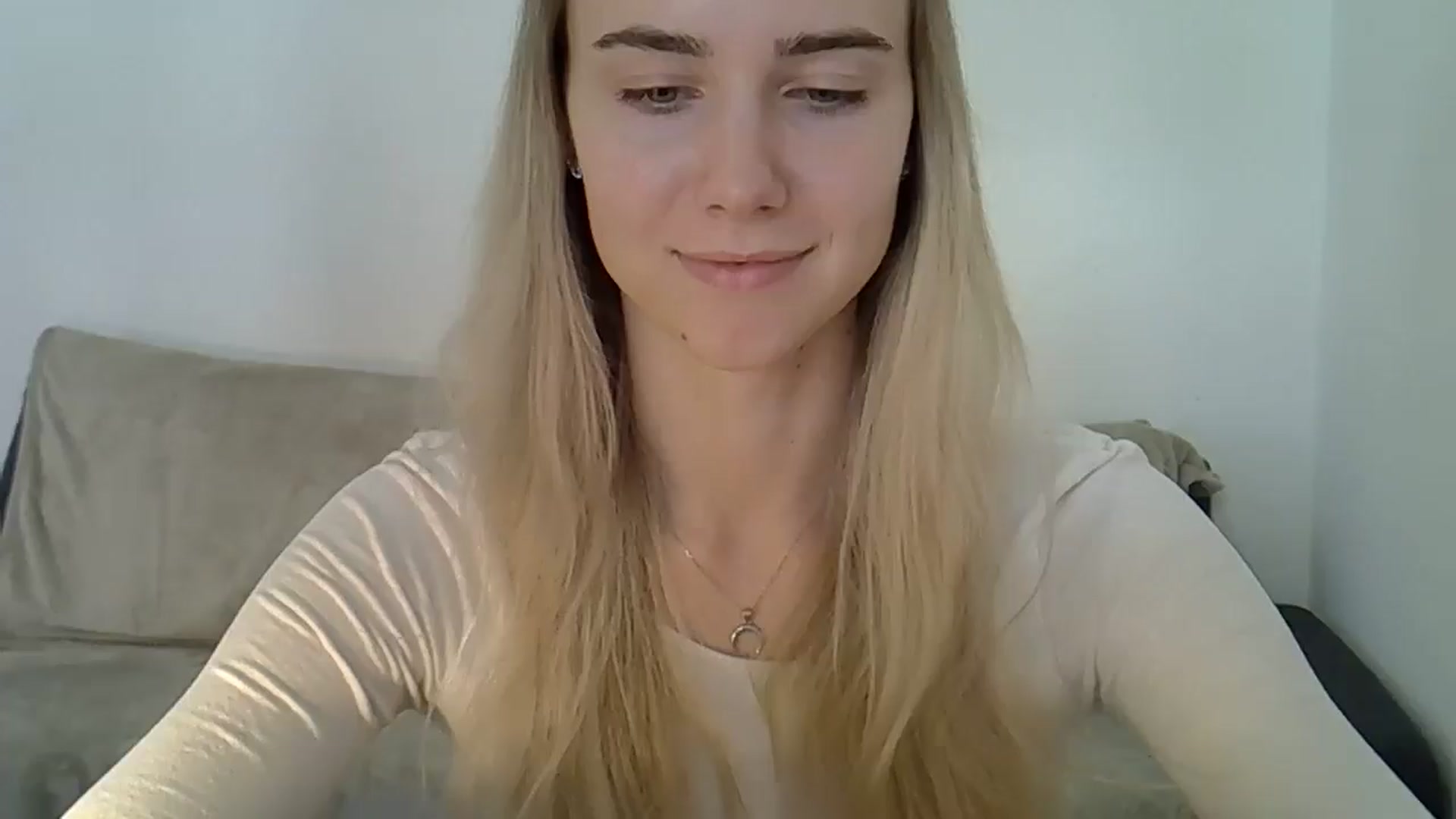 Gallery image thumbnail from Ocean__Soul's myfreecams stream on, 05/02/2025, 15:19 image 1 of 20