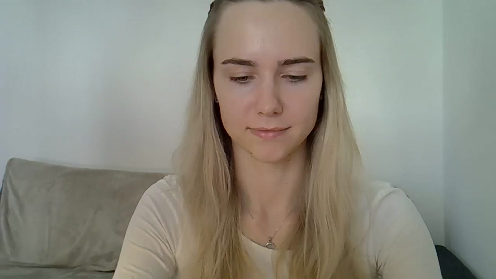 Gallery image thumbnail from Ocean__Soul's myfreecams stream on, 05/02/2025, 15:19 image 13 of 20