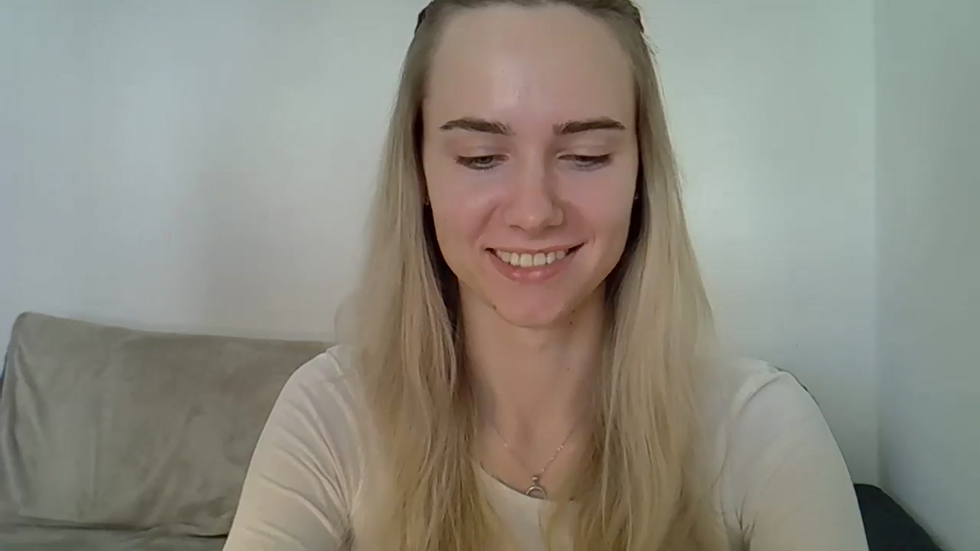 Gallery image thumbnail from Ocean__Soul's myfreecams stream on, 05/02/2025, 15:19 image 11 of 20