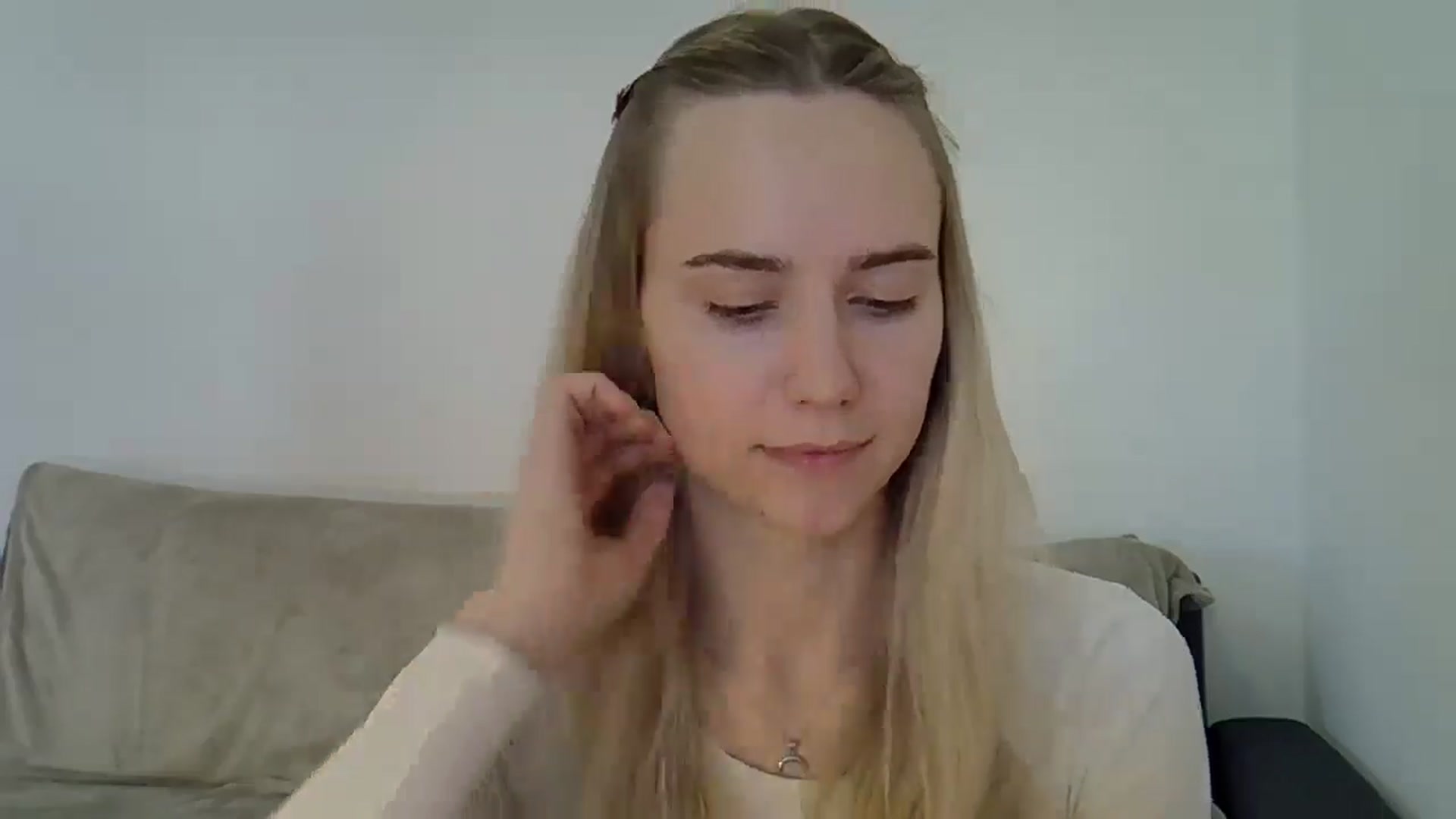 Gallery image thumbnail from Ocean__Soul's myfreecams stream on, 05/02/2025, 15:19 image 19 of 20